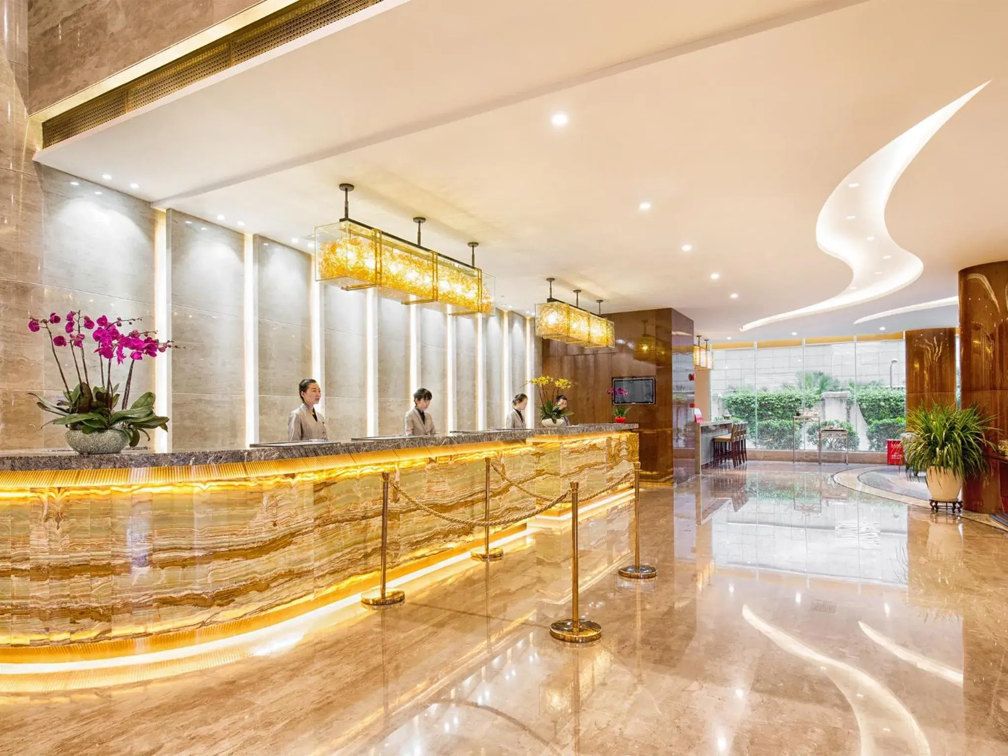 Lobby or reception, Lounge/Bar in Wan Yue Grand Skylight Hotel