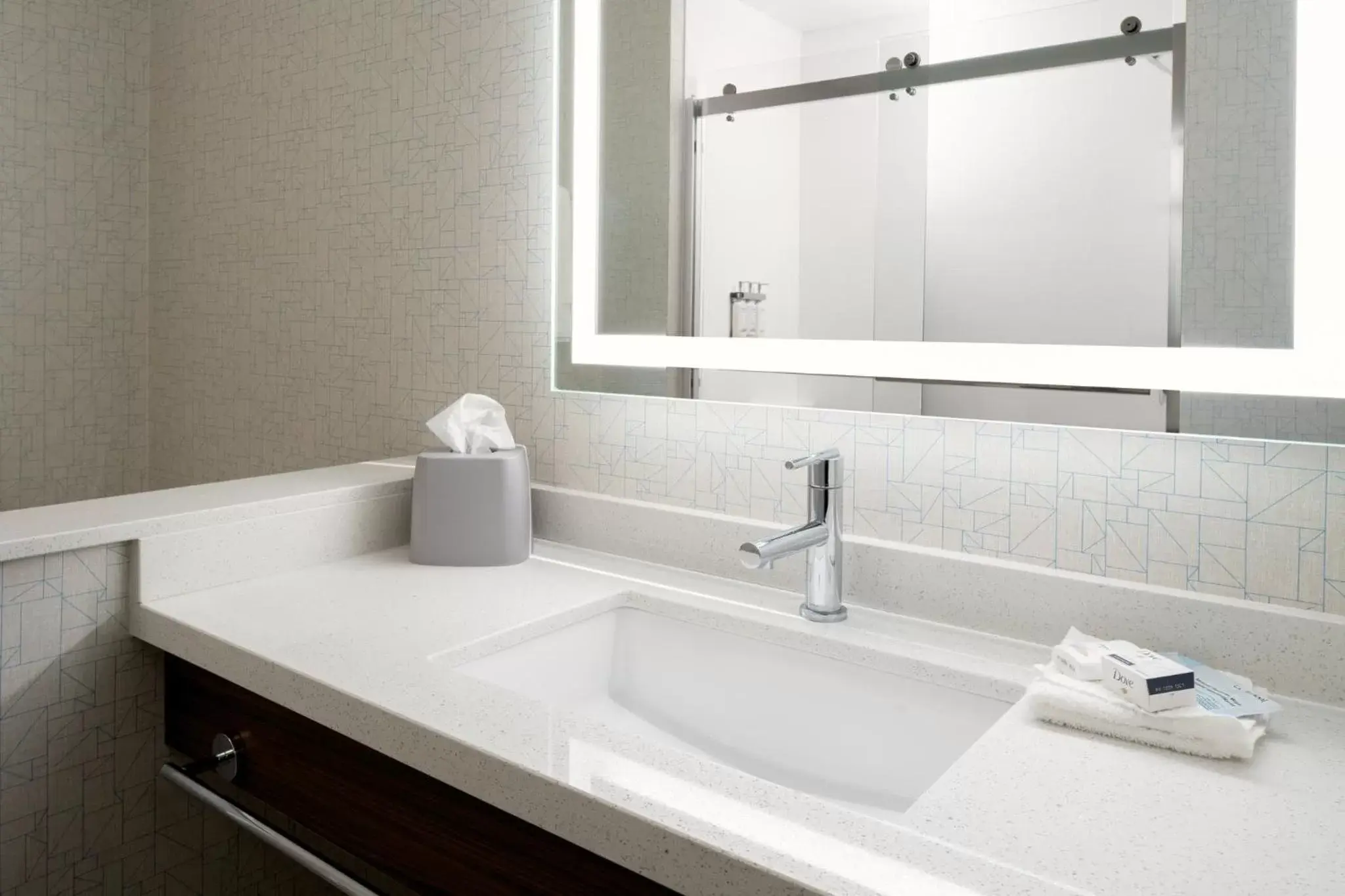 Bedroom, Bathroom in Holiday Inn Express & Suites - Bullhead City , an IHG Hotel
