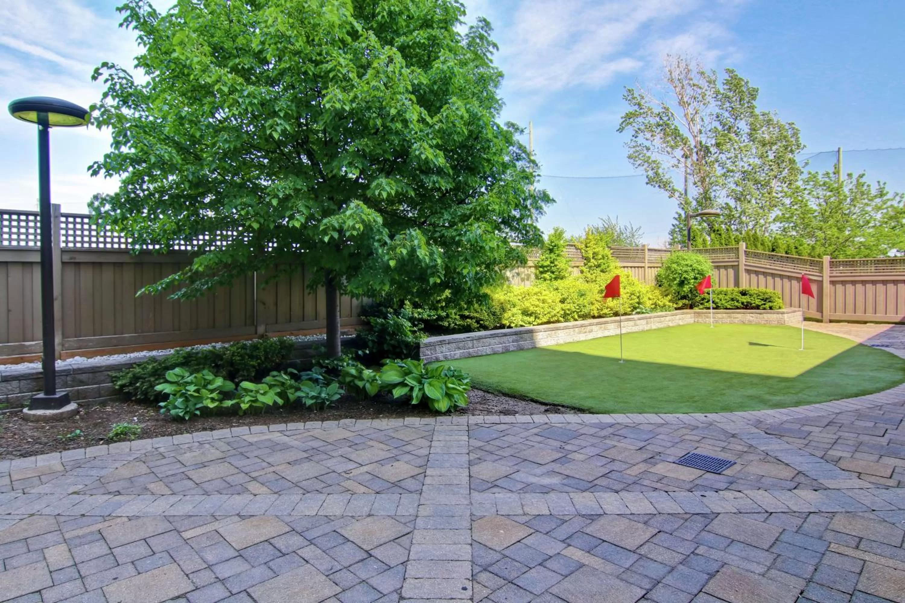 Garden in Homewood Suites by Hilton Toronto Airport Corporate Centre