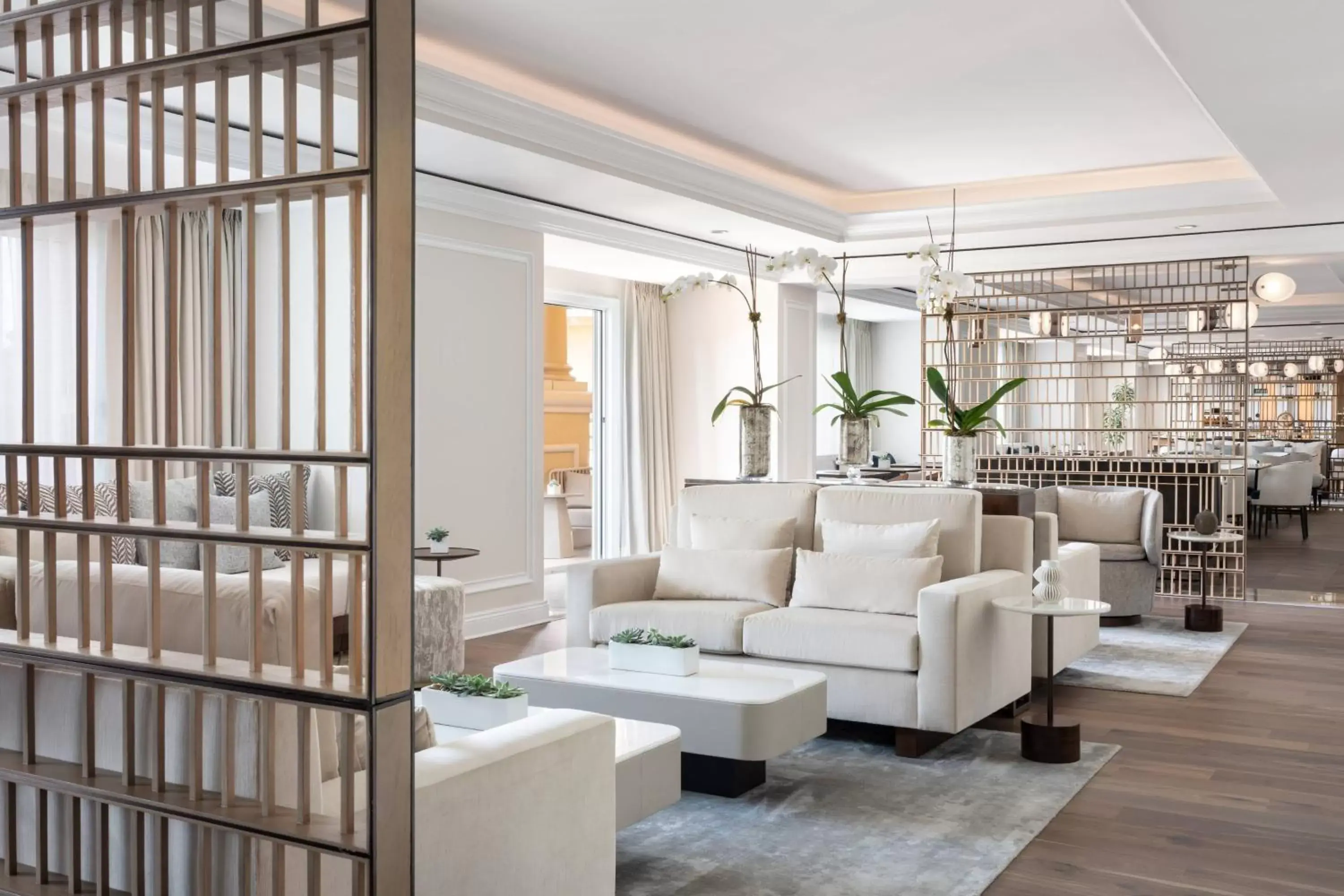 Lounge or bar, Seating Area in The Ritz-Carlton Orlando, Grande Lakes