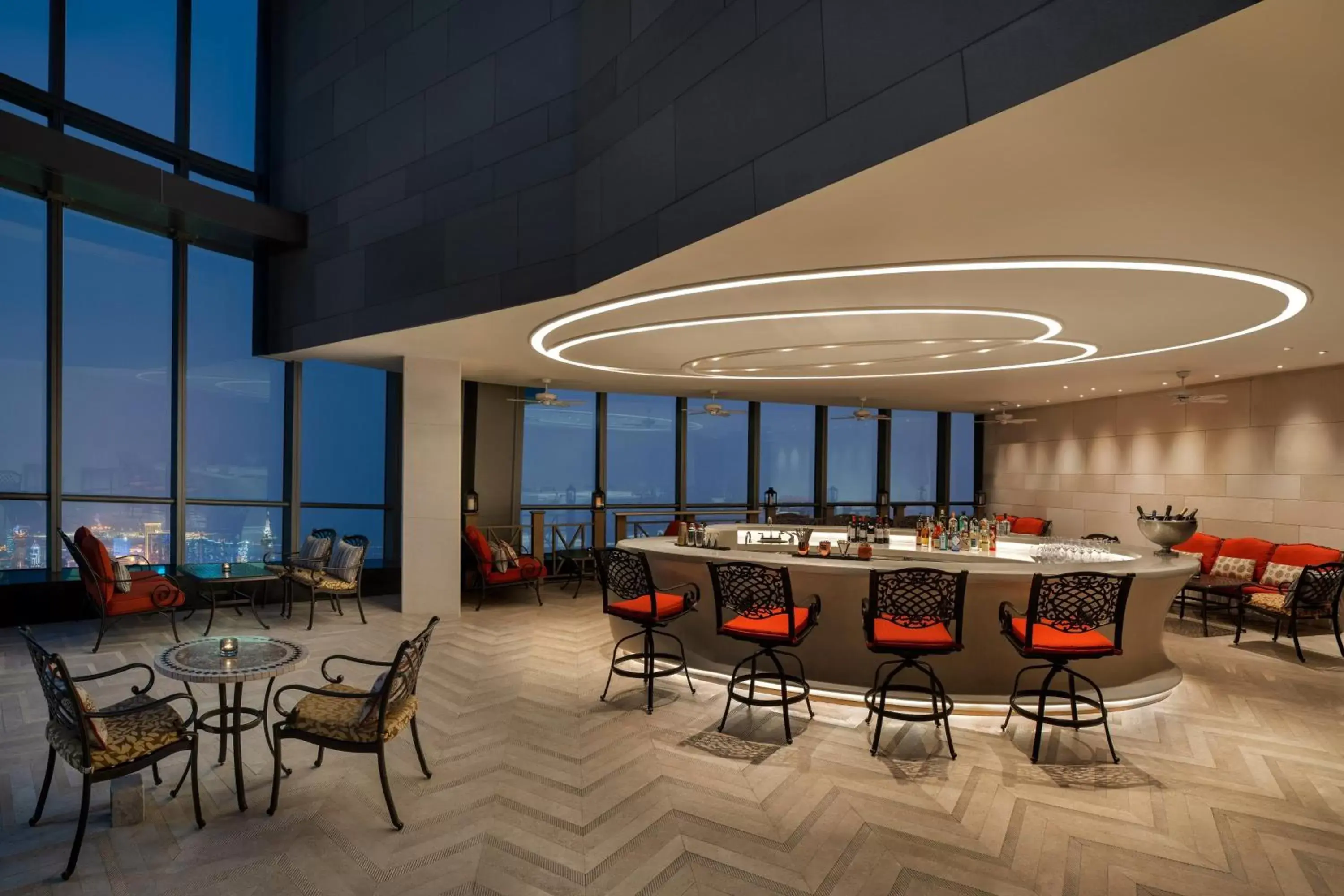 Restaurant/Places to Eat in The St. Regis Zhuhai