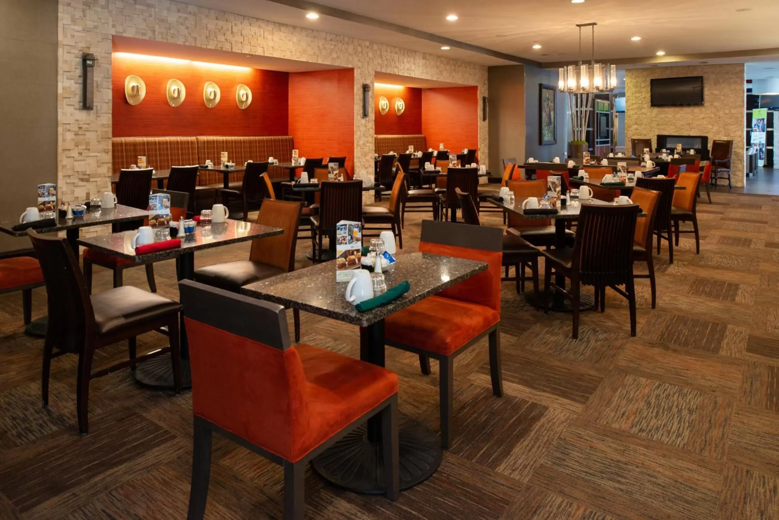 Restaurant/Places to Eat in The Holiday Inn Amarillo West Medical Center, an IHG Hotel