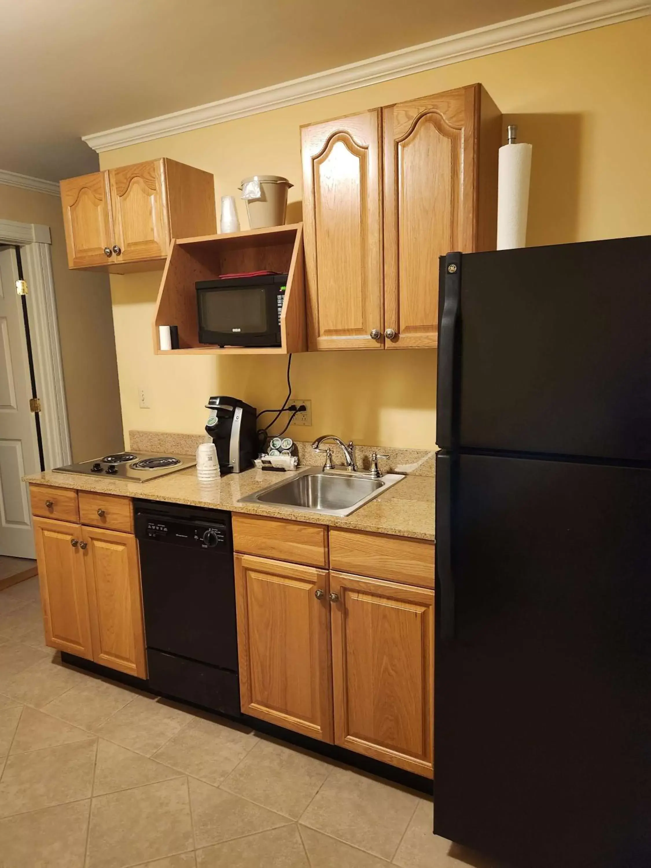 Other, Kitchen/Kitchenette in Best Western White House Inn