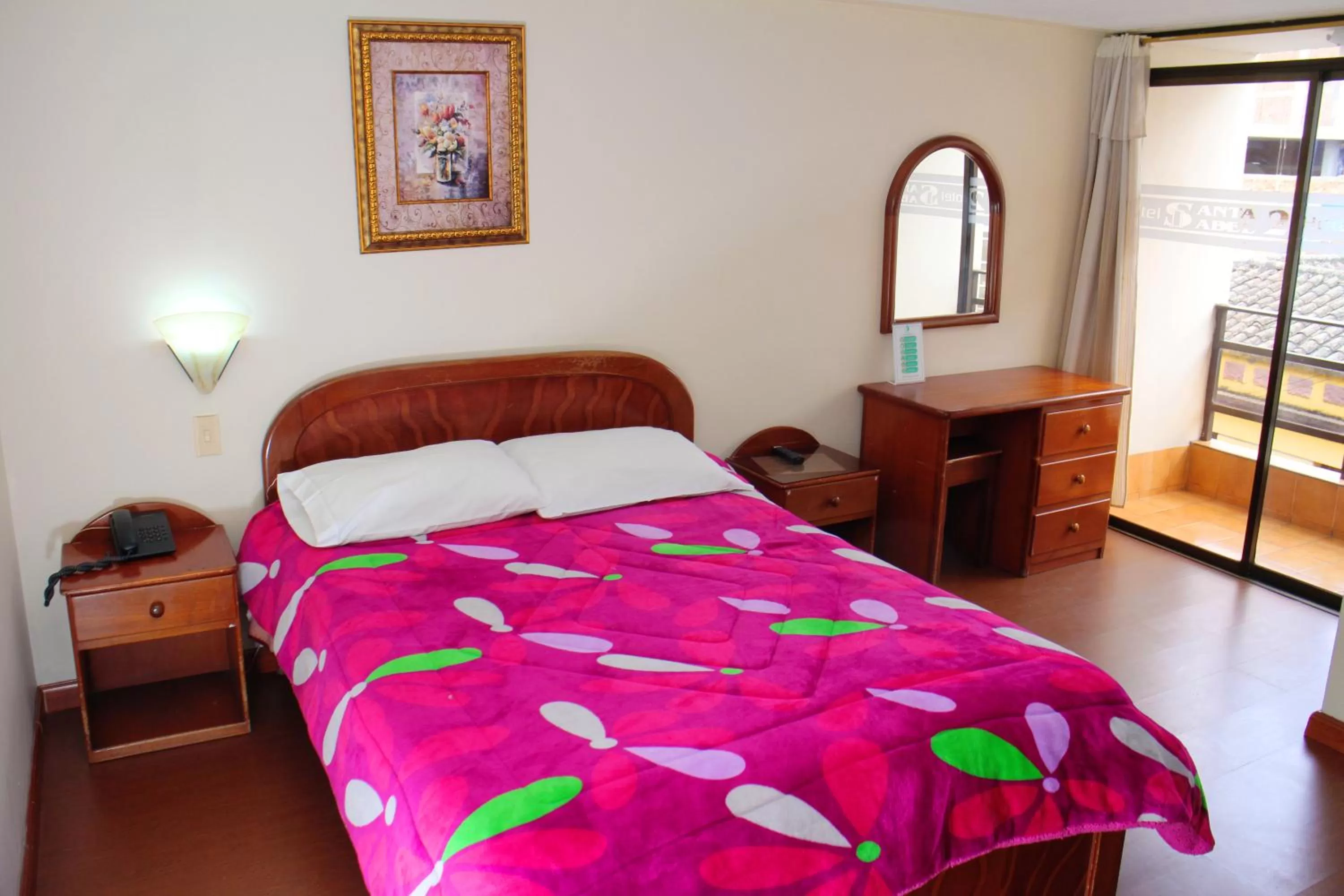 Bed in Hotel Santa Isabel 2