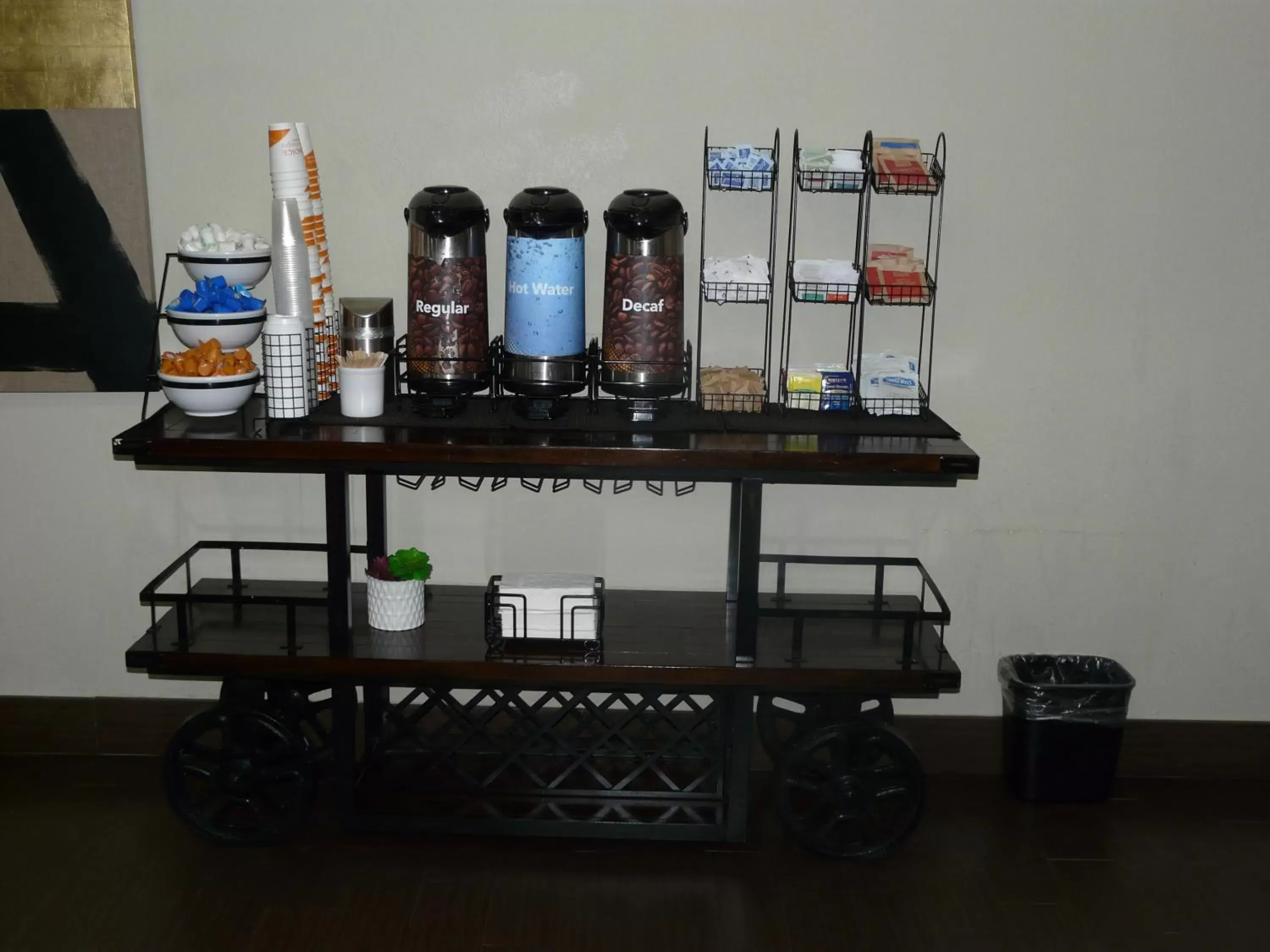 Coffee/tea facilities in Comfort Inn Fort Myers Northeast