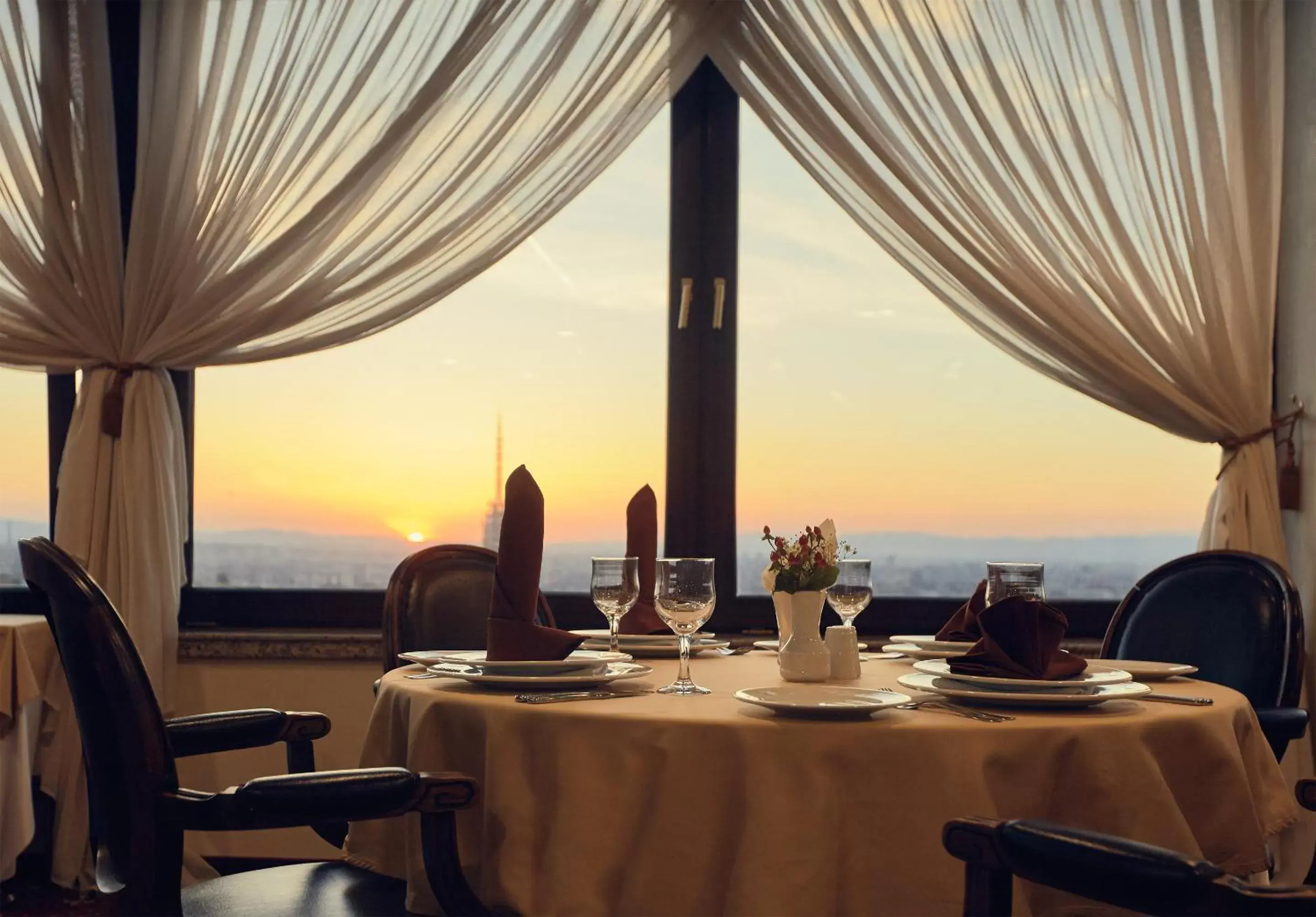 Restaurant/places to eat in Park Hotel Moskva Restaurant/places to eat in Park Hotel Moskva