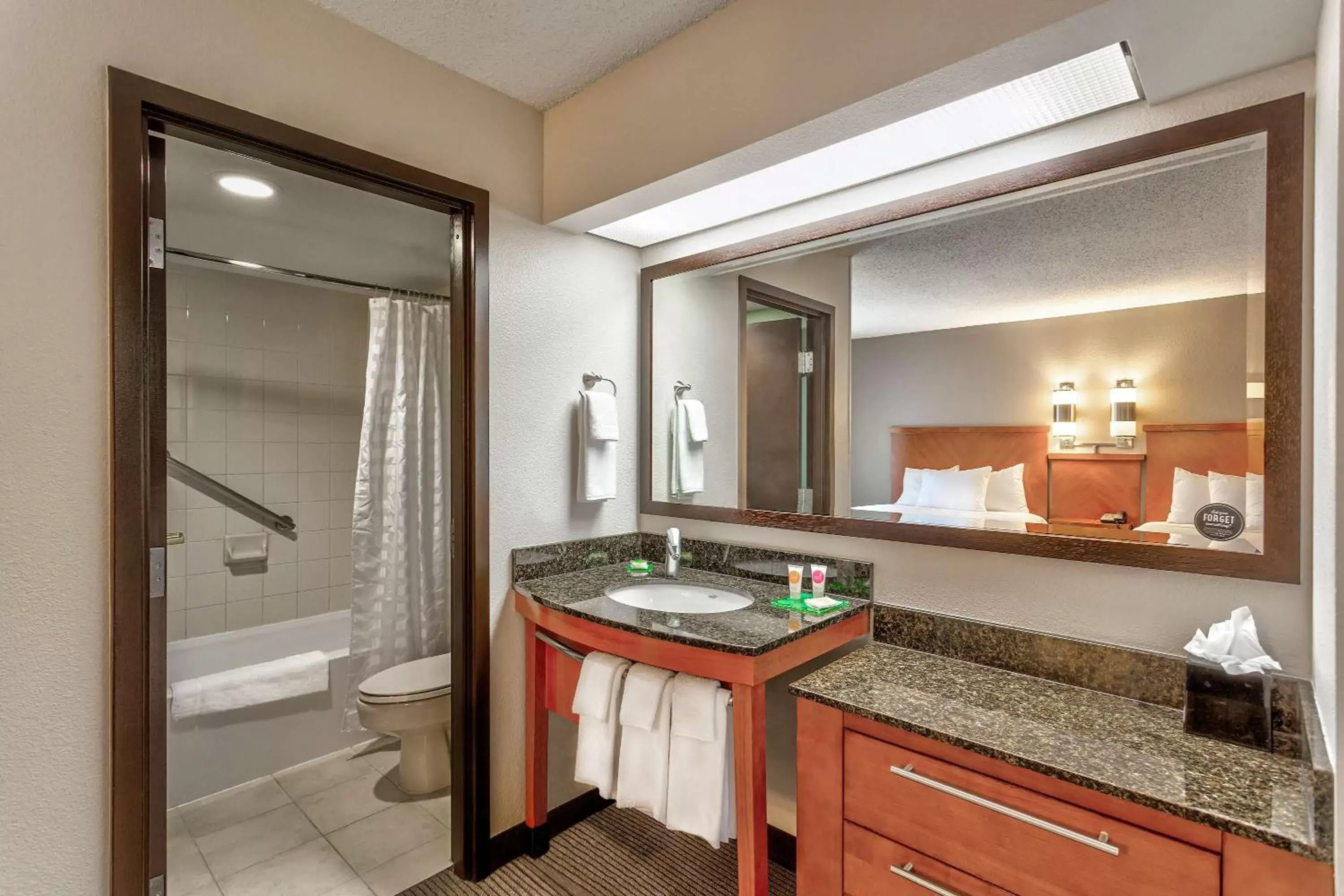 Bathroom in Hyatt Place Kansas City/Overland Park/Convention Center