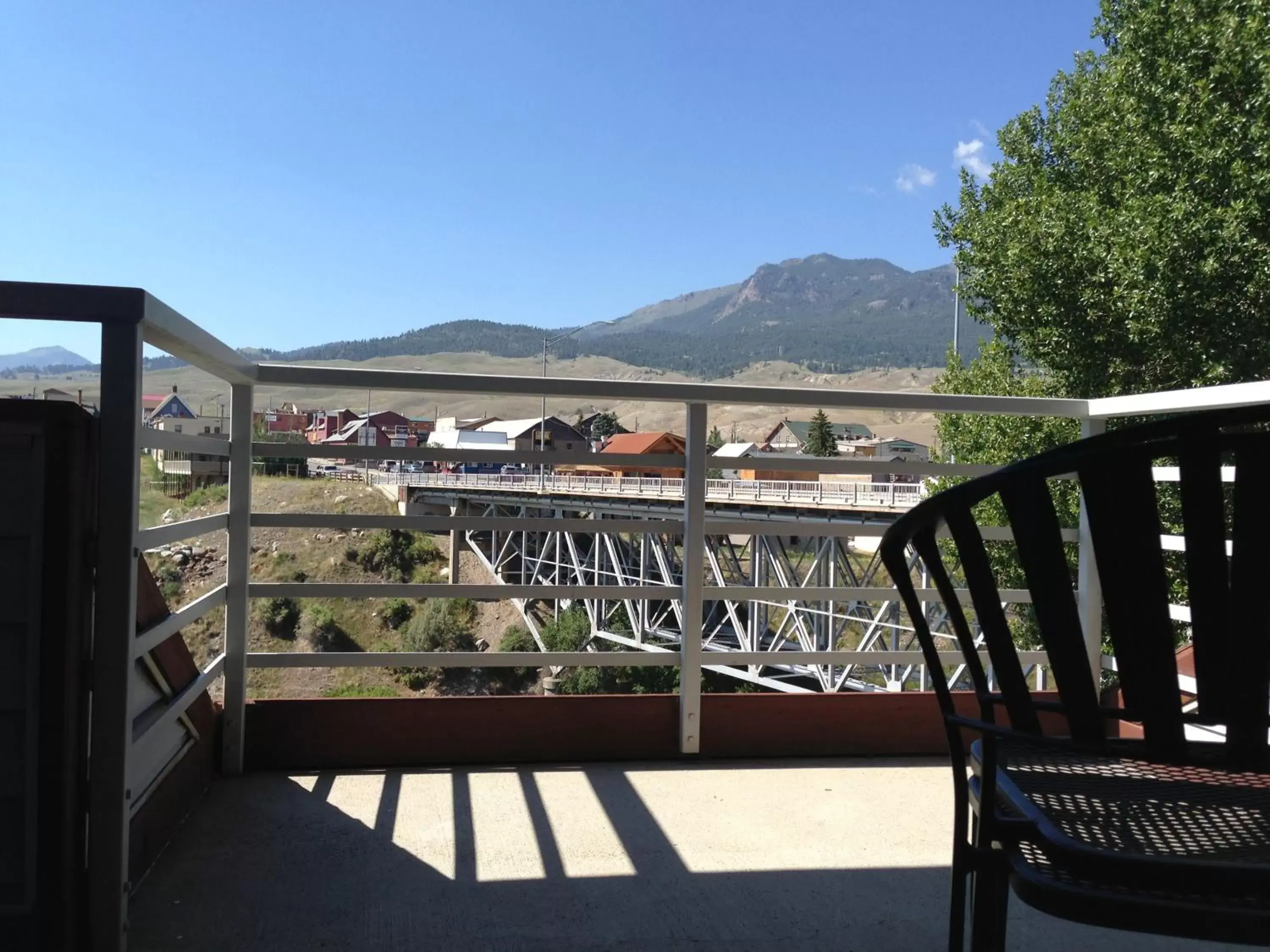 View (from property/room), Balcony/Terrace in Absaroka Lodge
