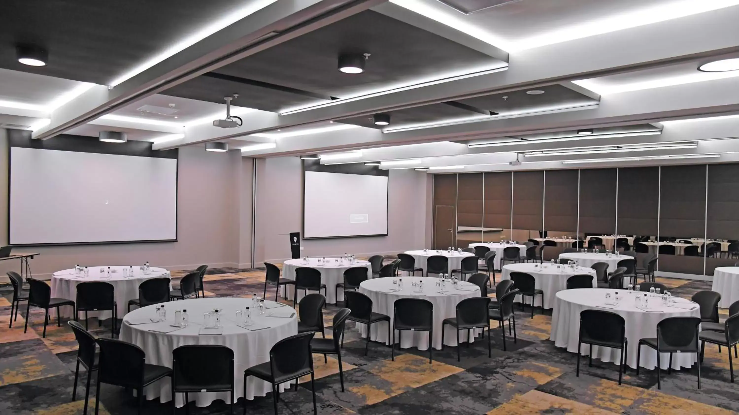 Banquet/Function facilities in The Capital Menlyn Maine