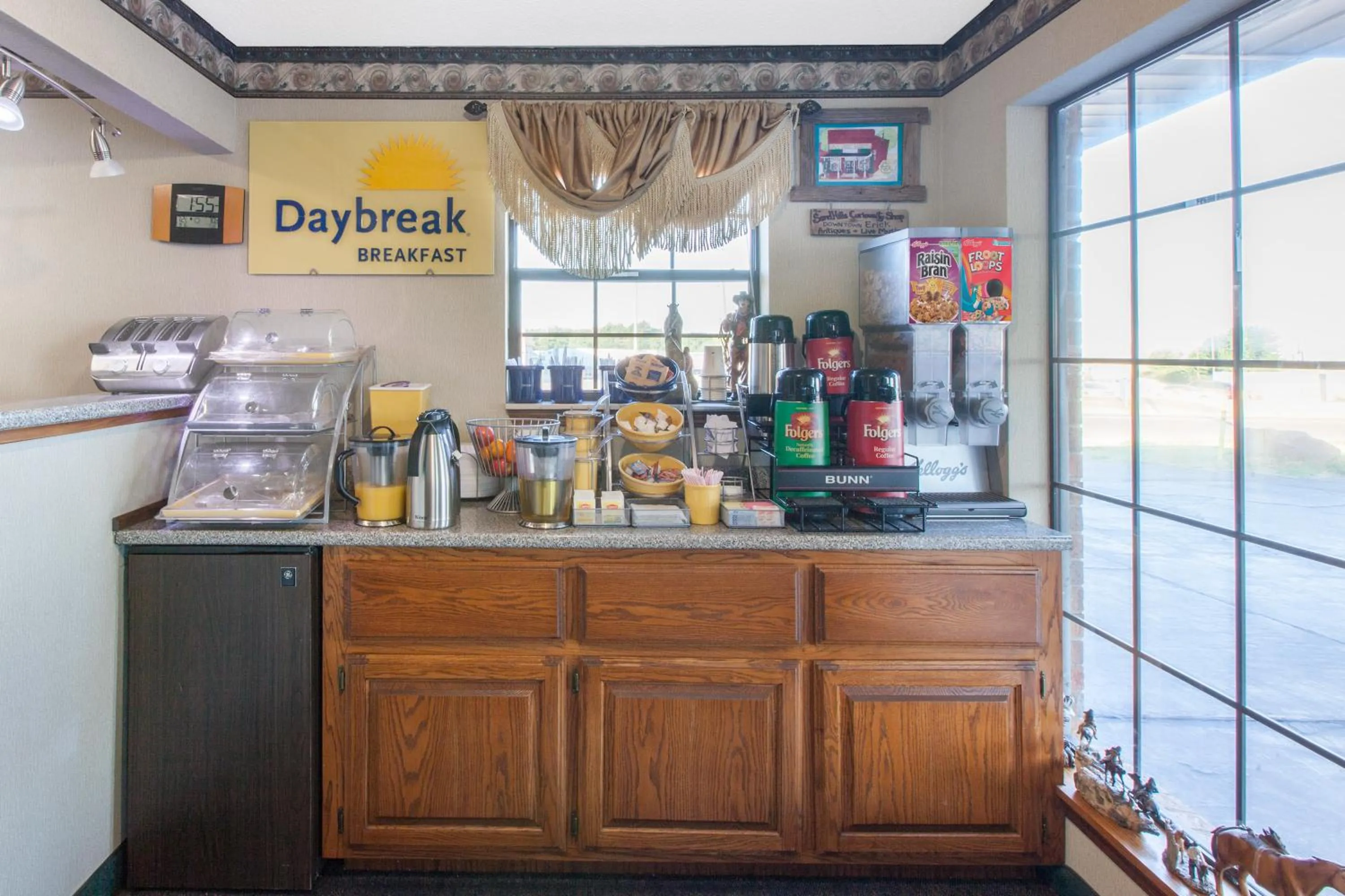 Food and drinks in Days Inn by Wyndham Erick