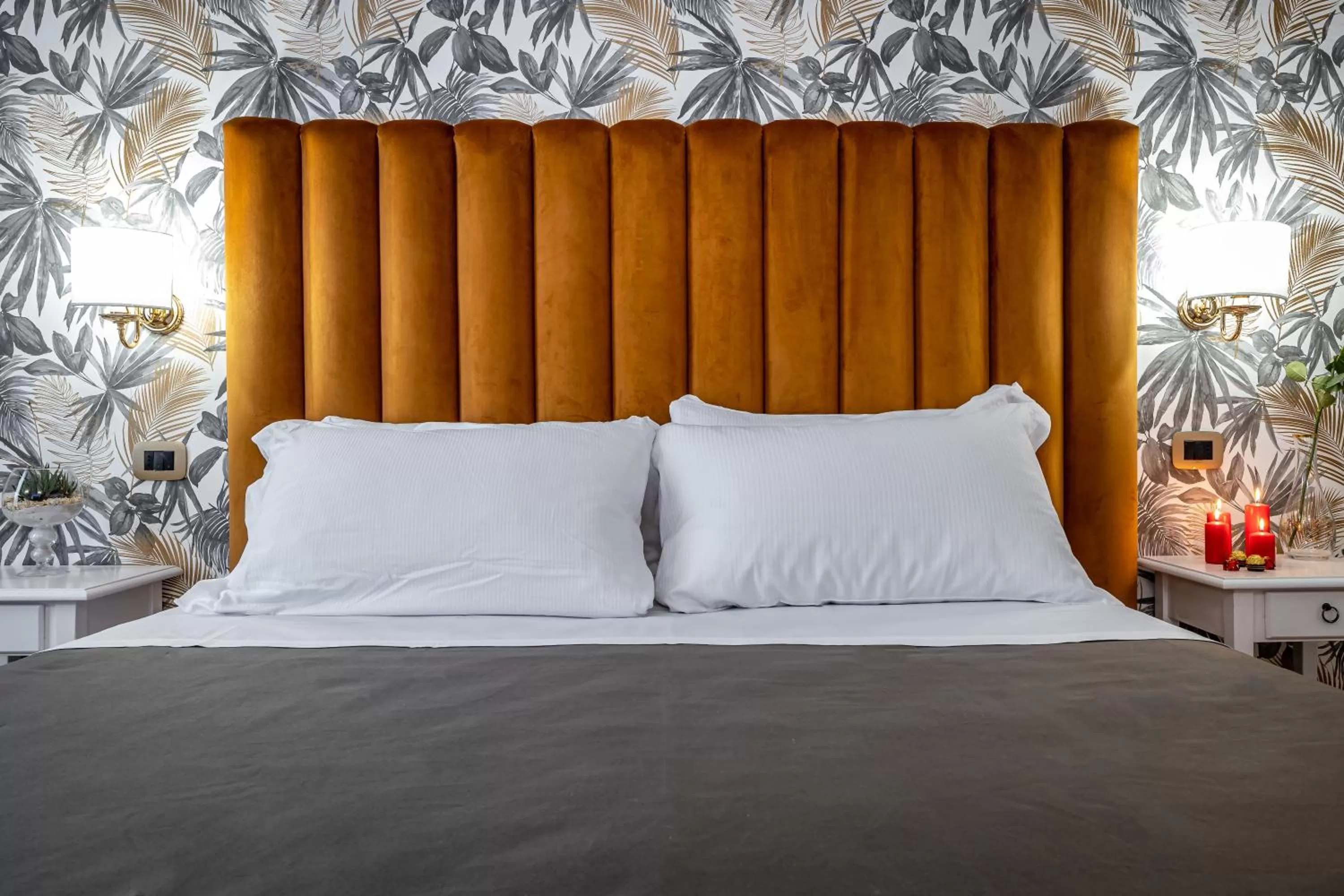 Photo of the whole room, Bed in Maison Pitti Florence