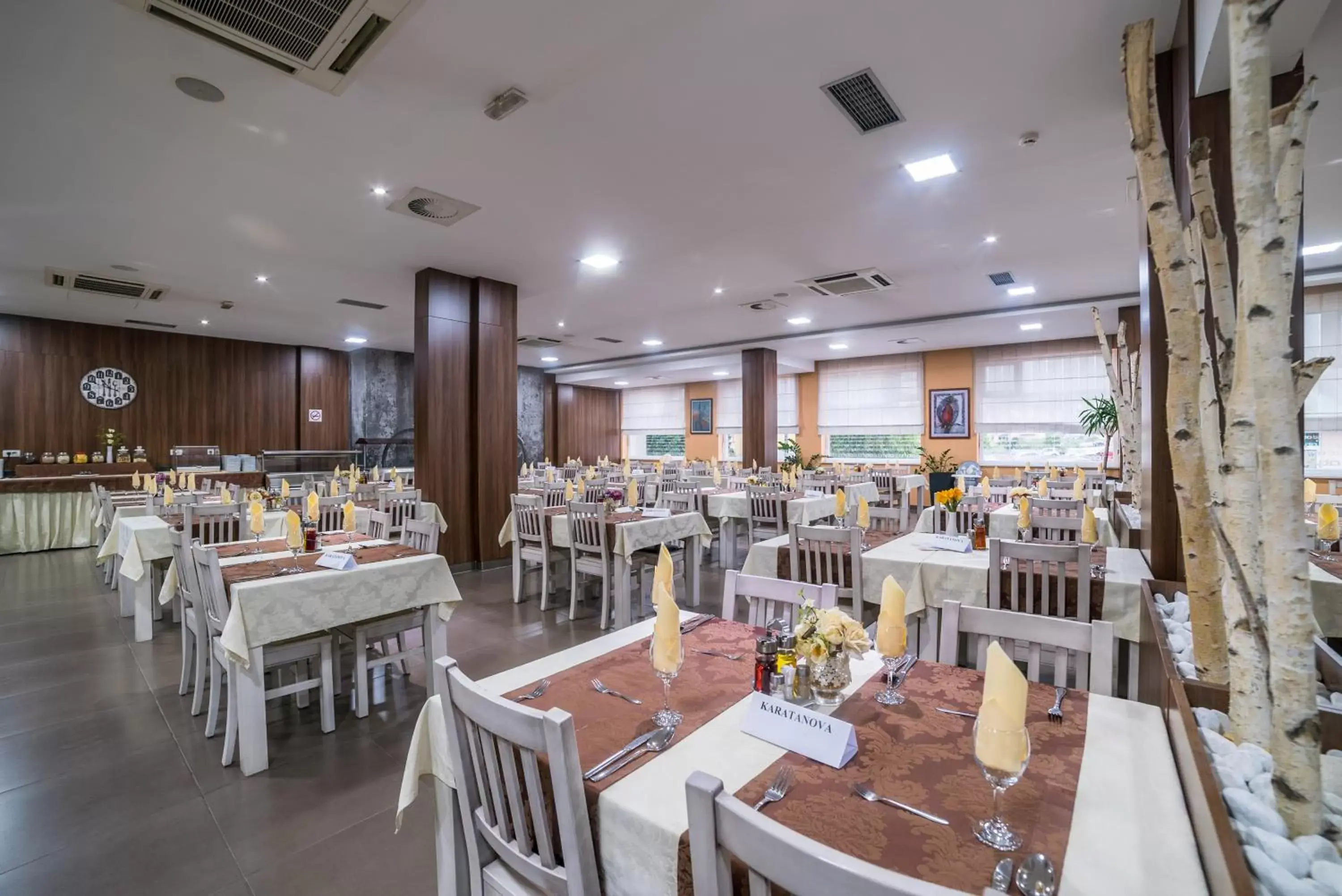 Restaurant/Places to Eat in City Hotel Mostar