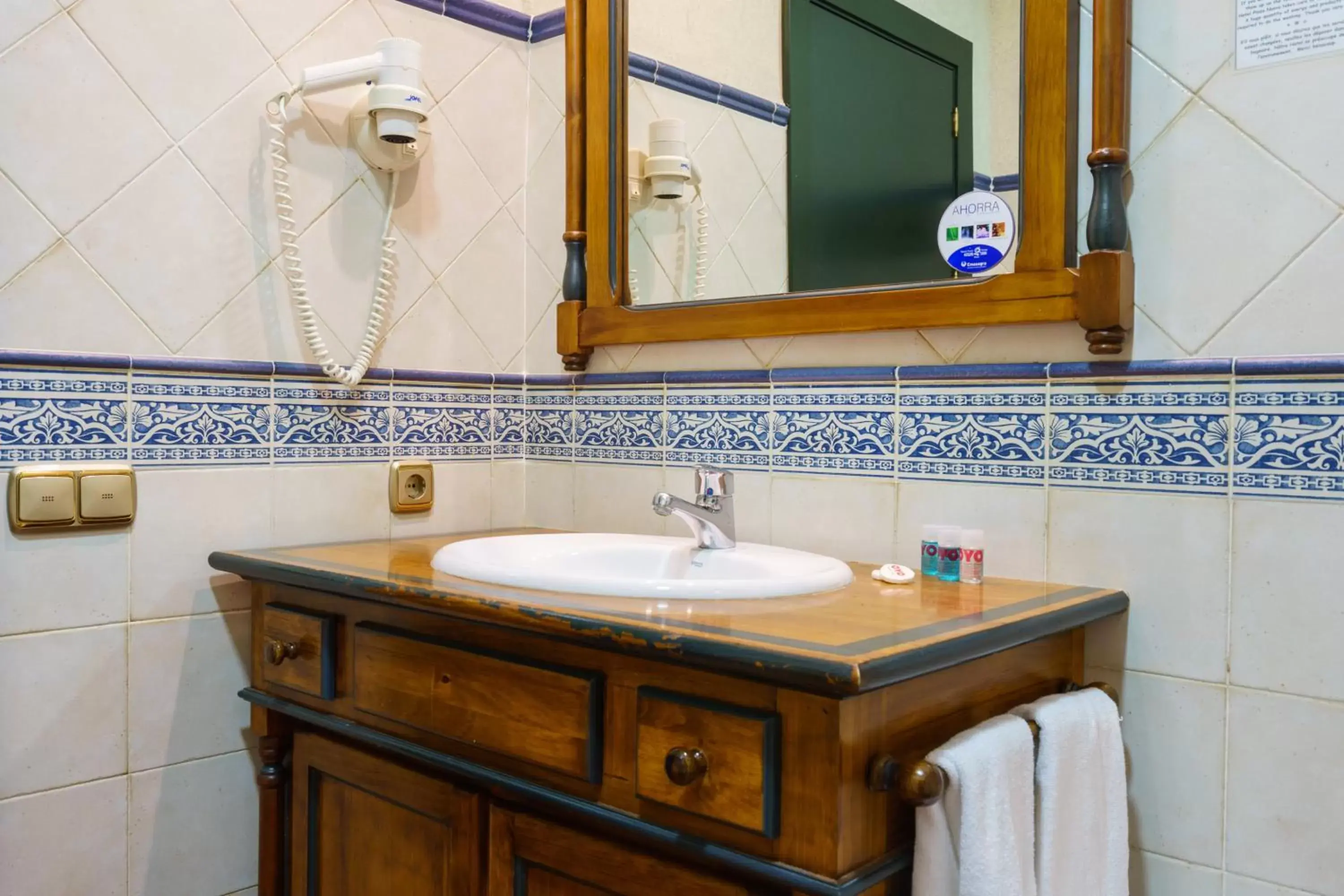 Bathroom in Hotel Plaza Nueva