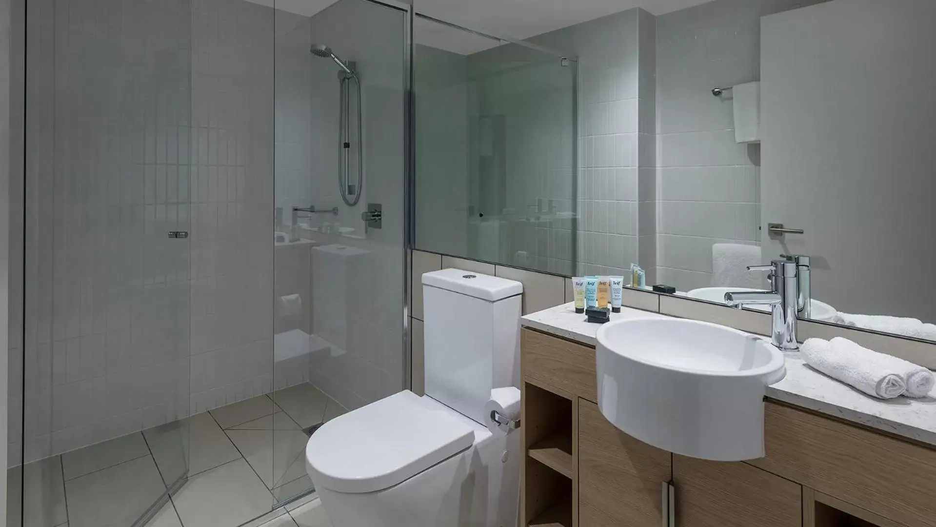 Toilet, Bathroom in Avani Broadbeach Residences