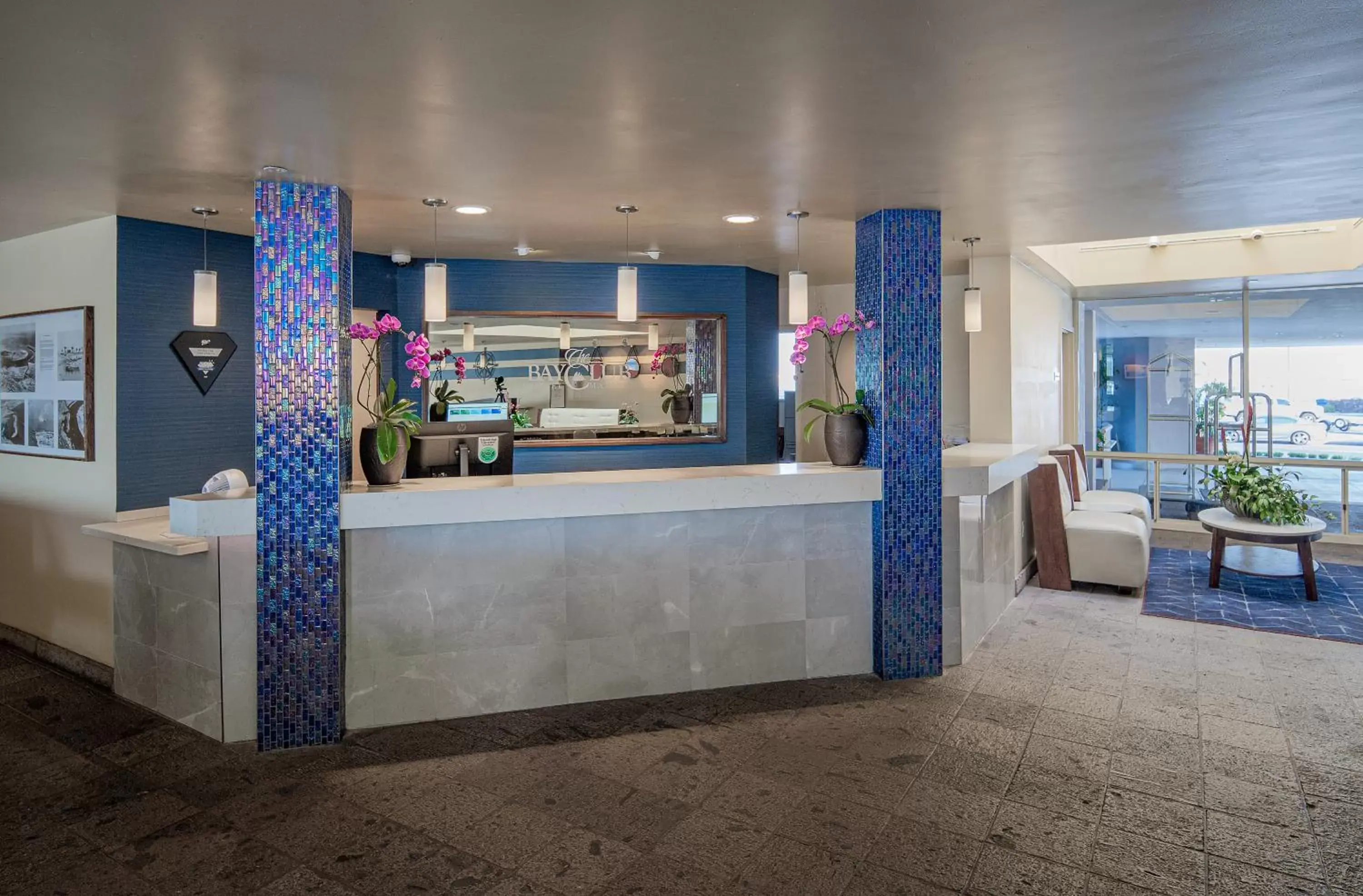 Lobby or reception in Bay Club Hotel and Marina