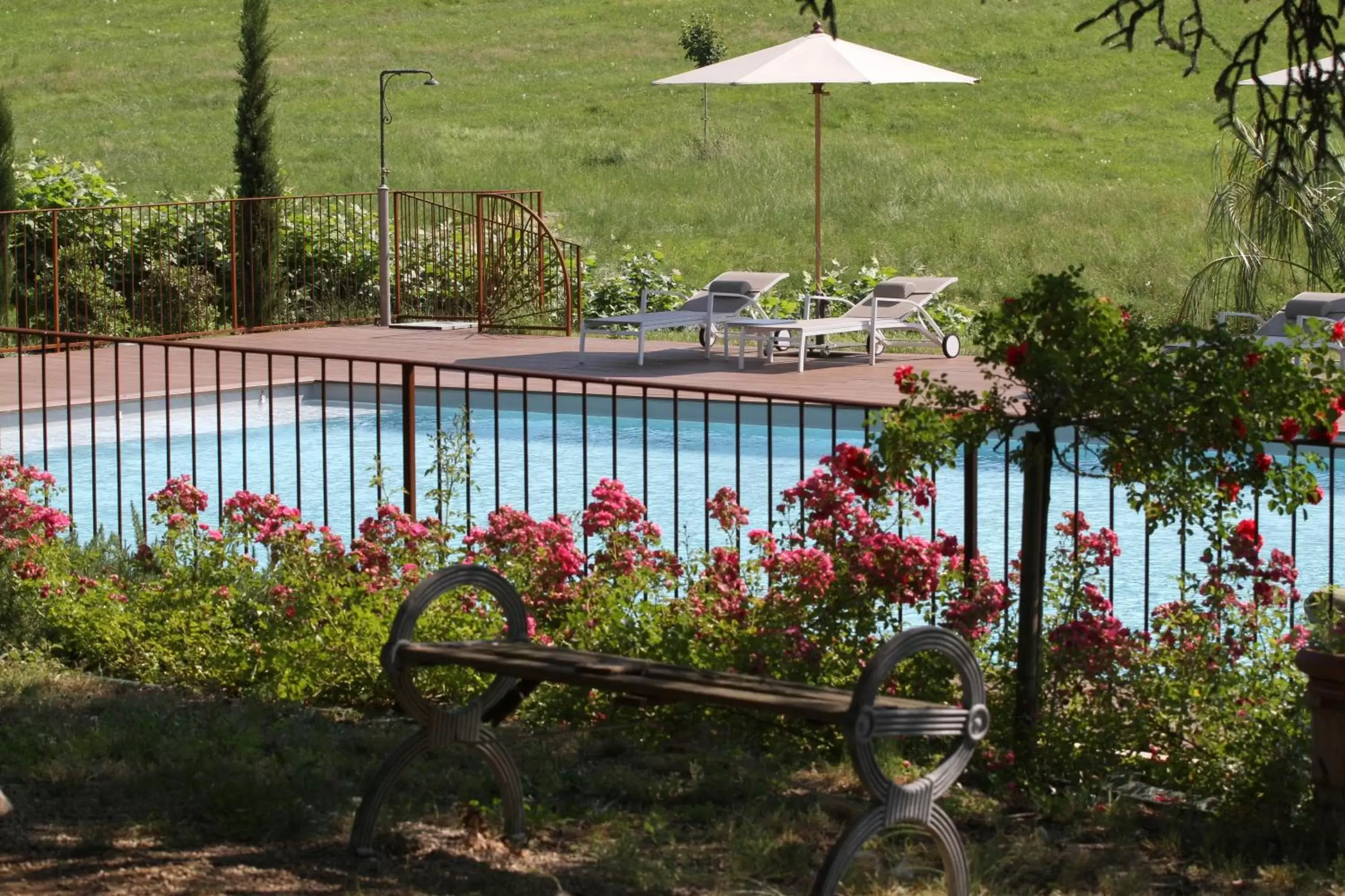 Swimming pool, Pool View in Domaine Le Castelet