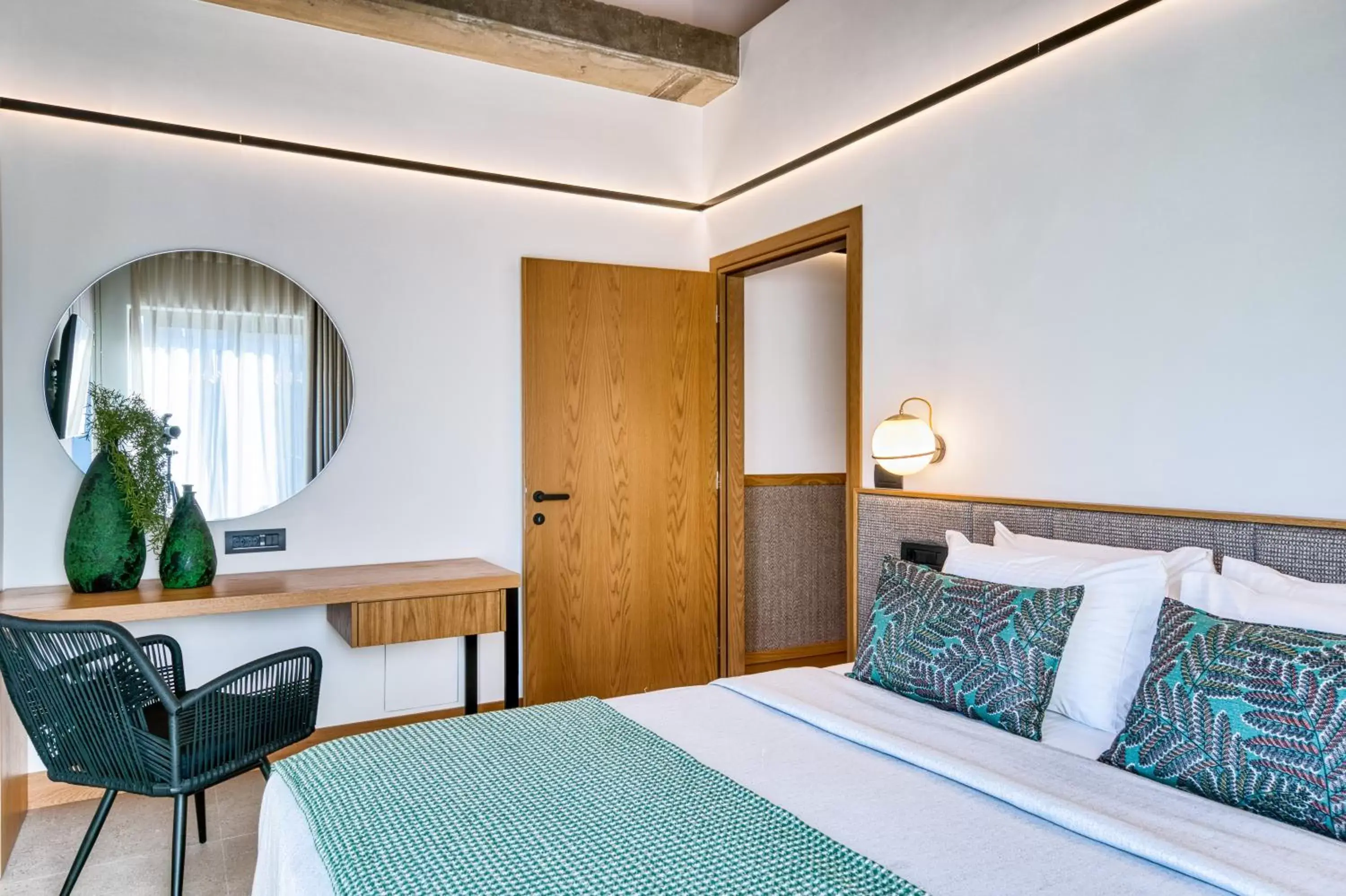 Luxury Suite with Partial Sea and Castle View in Capital Luxury Suites Luxury Suite with Partial Sea and Castle View in Capital Luxury Suites