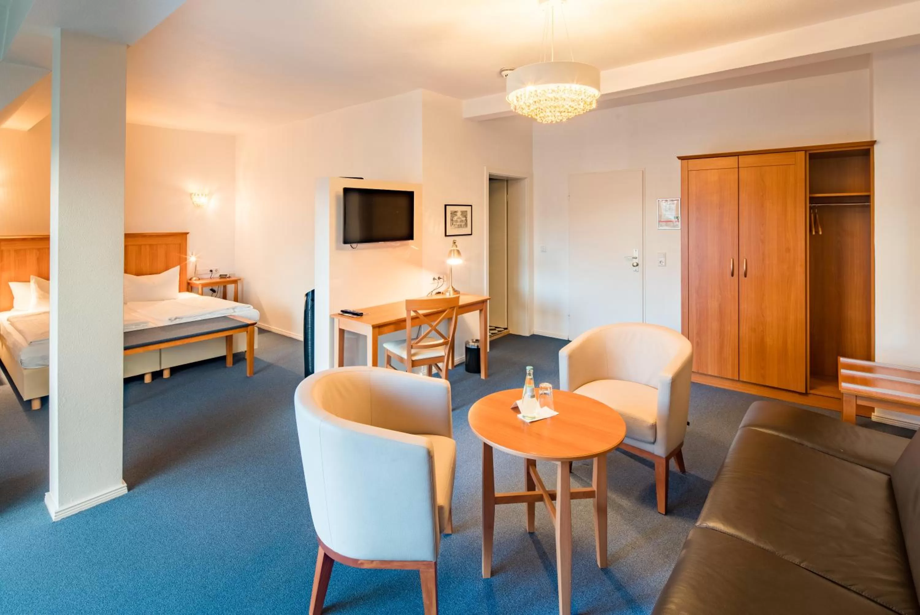 Coffee/tea facilities, Bed in Hotel Brandies Berlin GmbH