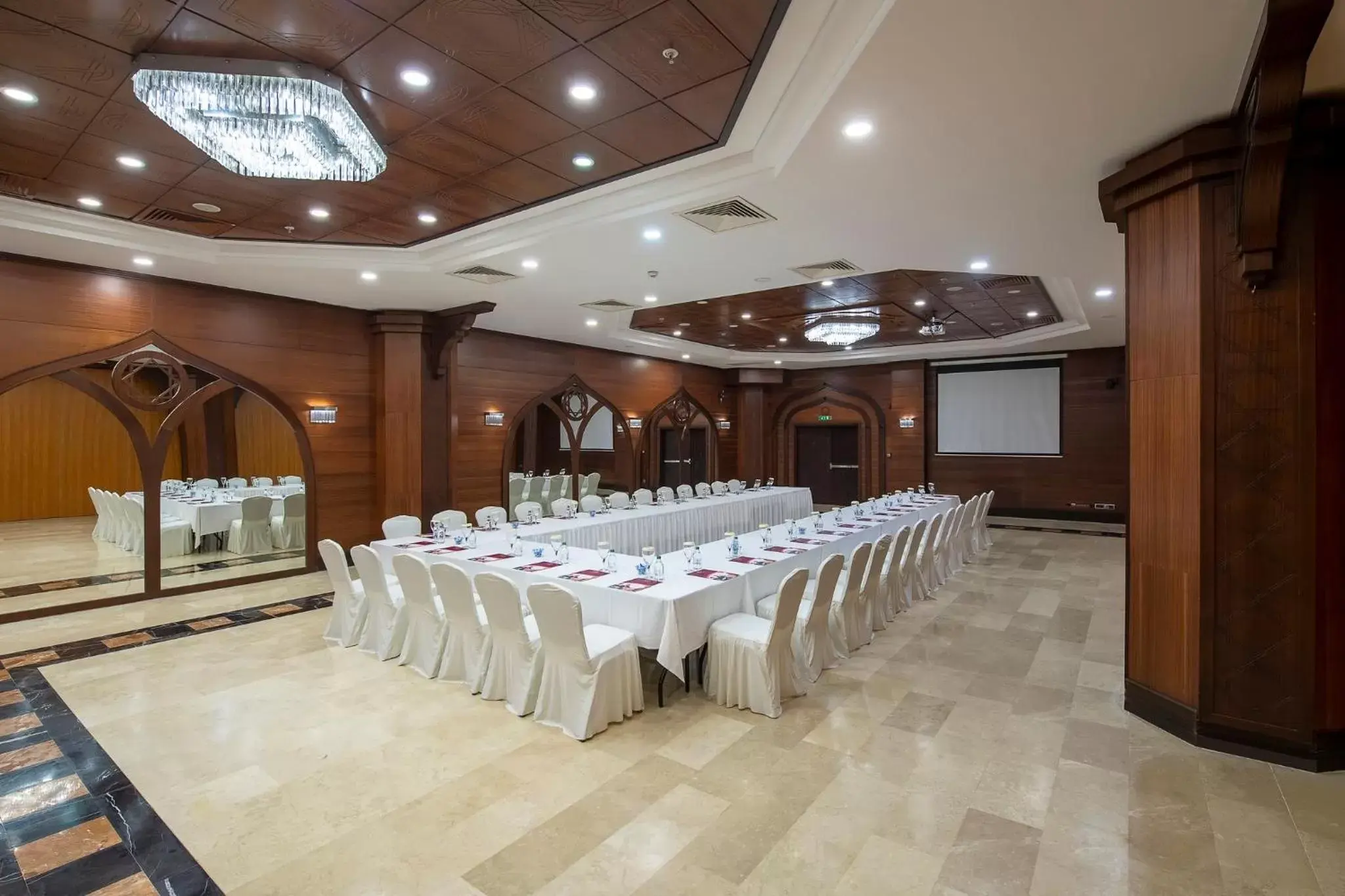 Meeting/conference room, Banquet Facilities in Crowne Plaza Antalya, an IHG Hotel