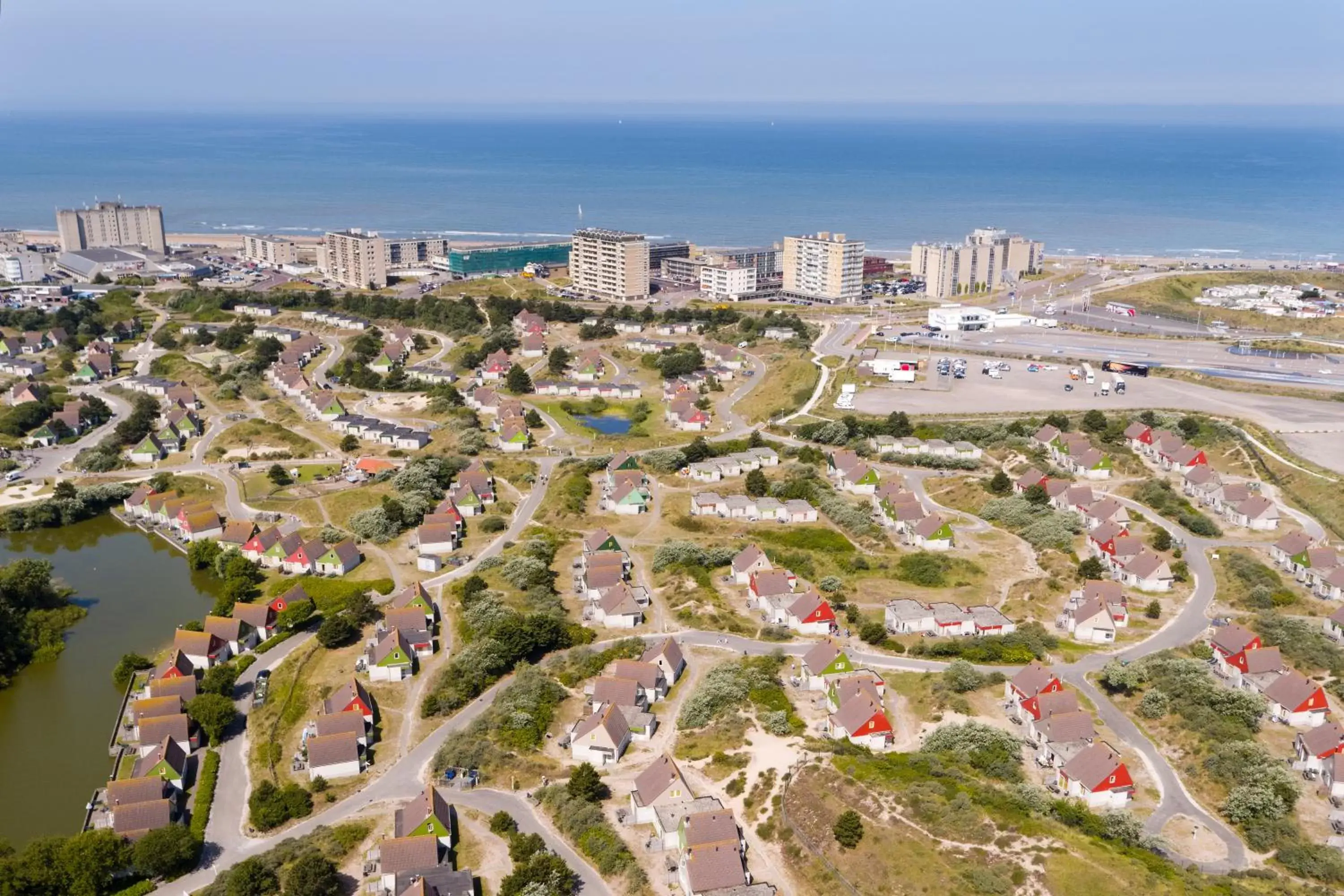 Bird's eye view, Bird's-eye View in Beachhotel Zandvoort by Center Parcs