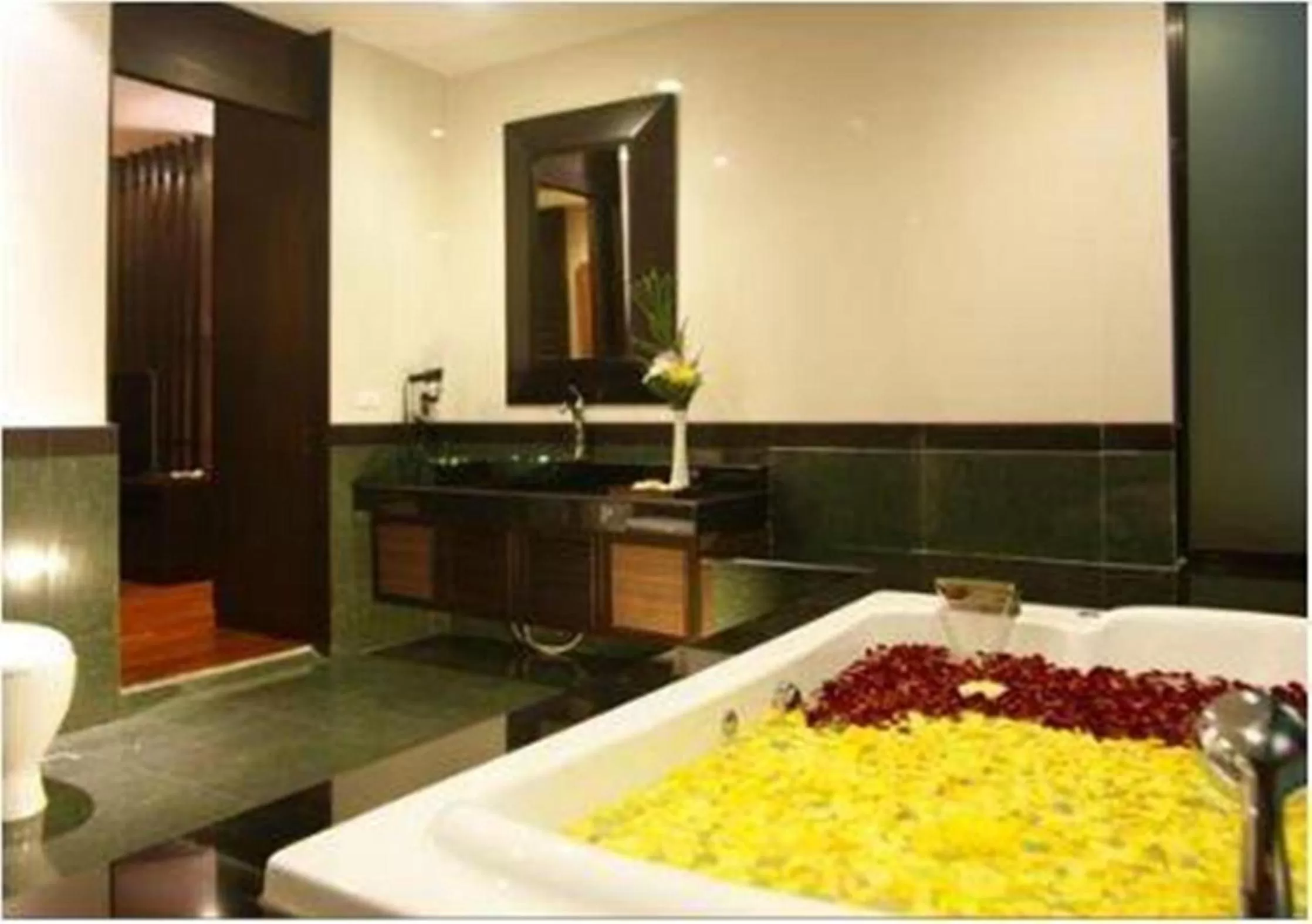 Bathroom in Yodia Heritage Hotel