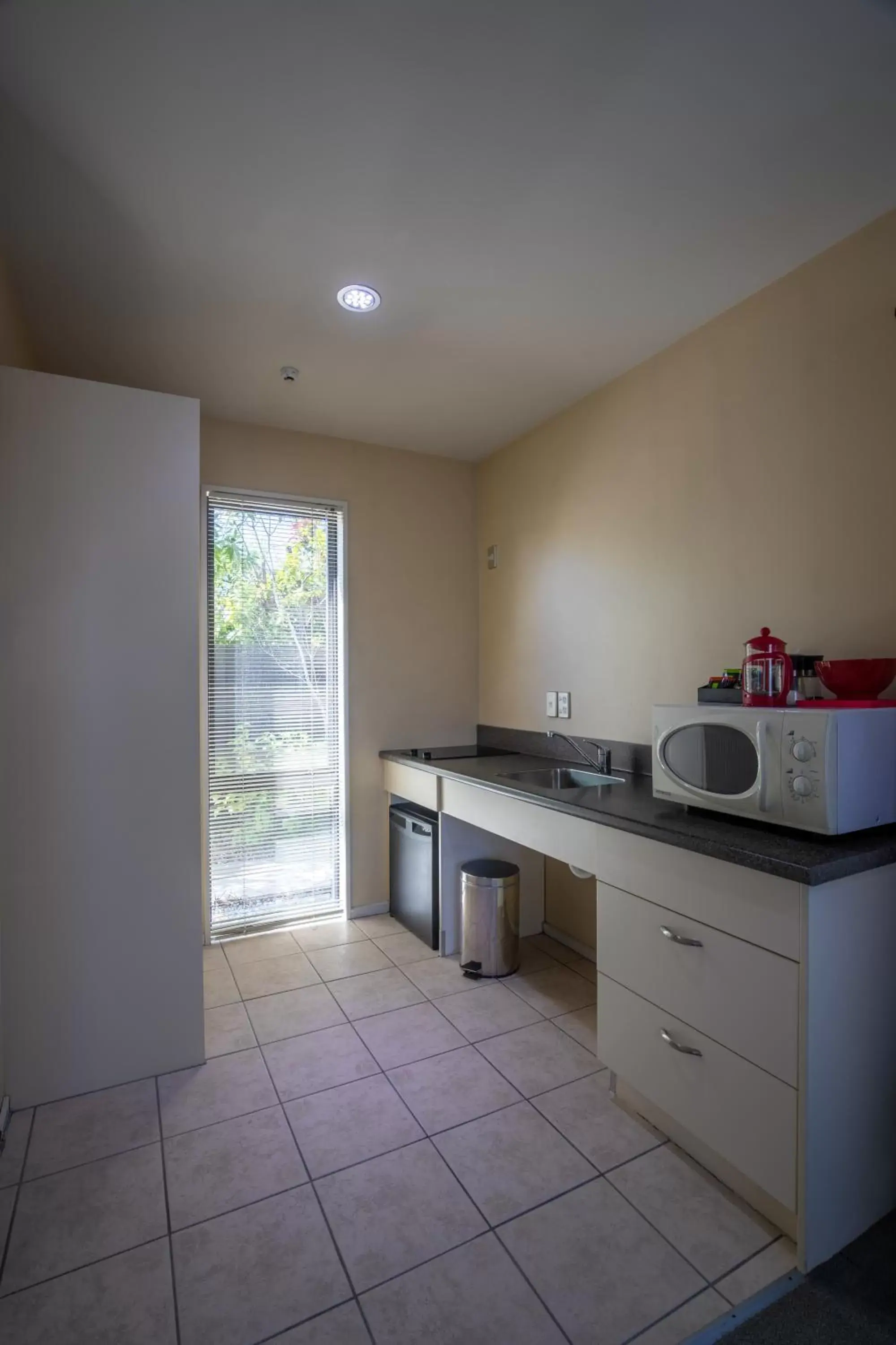 Kitchen or kitchenette, Kitchen/Kitchenette in ASURE Abbella Lodge Motel