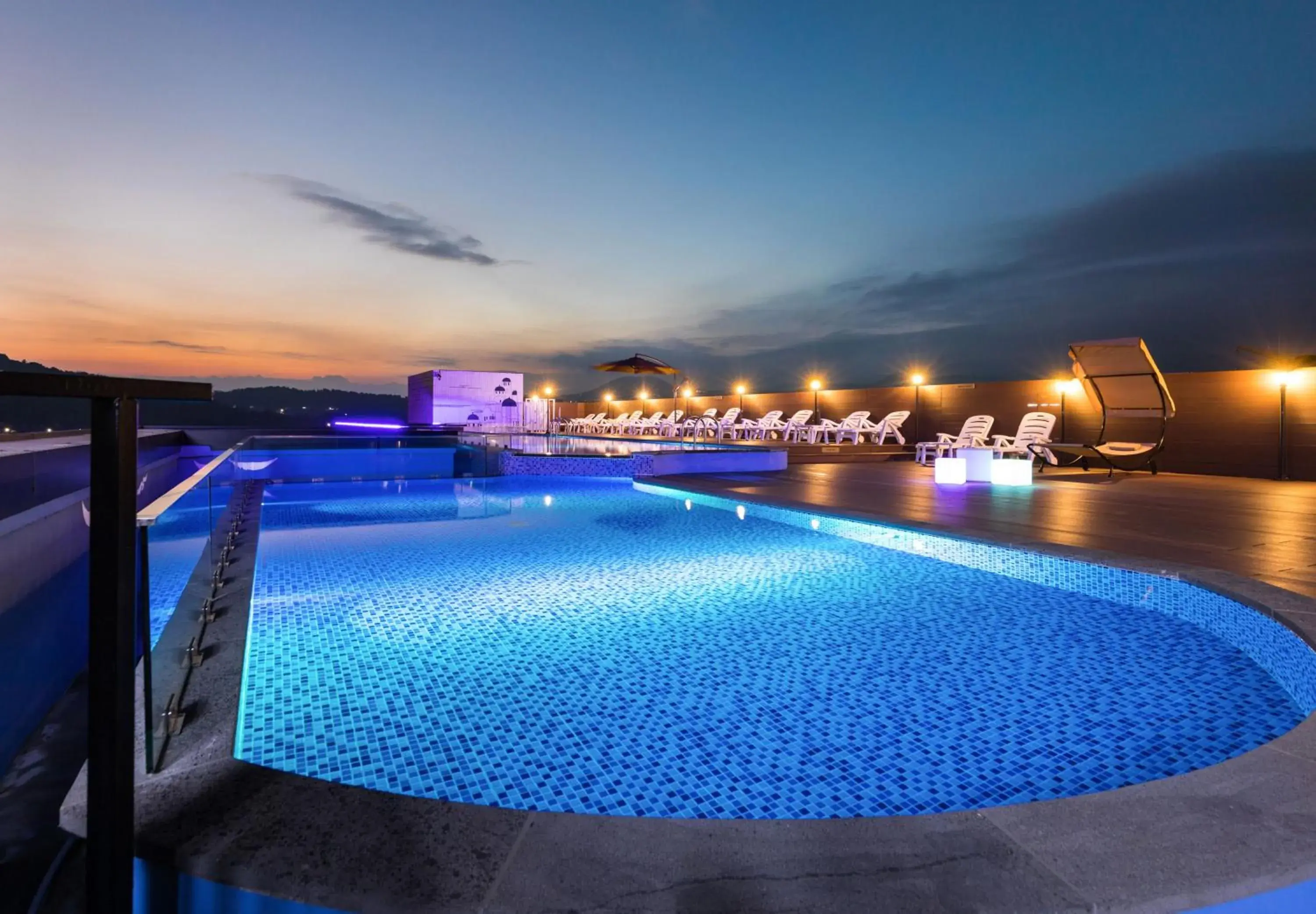 Swimming Pool in Casaloma hotel