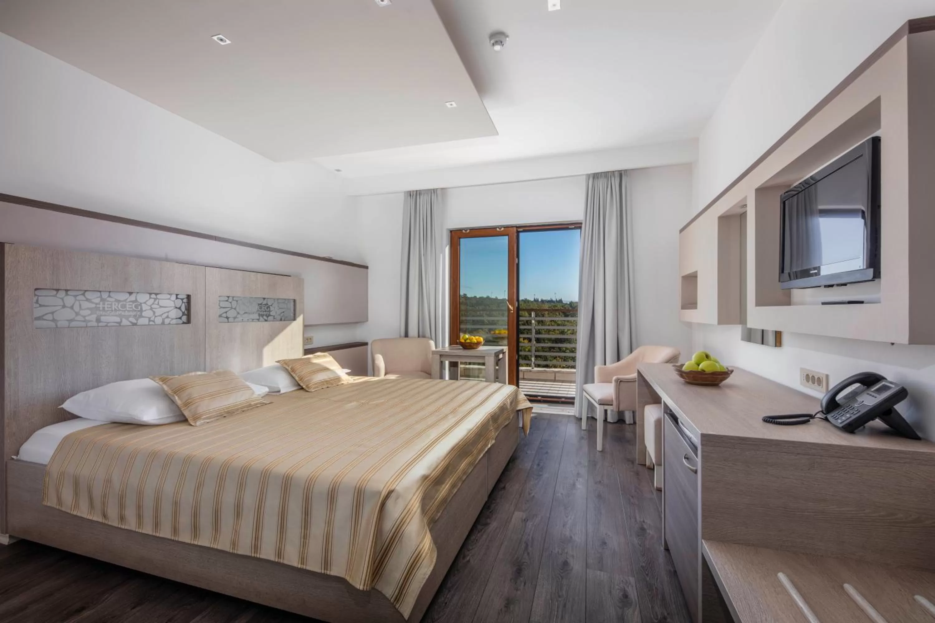 Property building, Bed in Herceg Etno Selo Međugorje