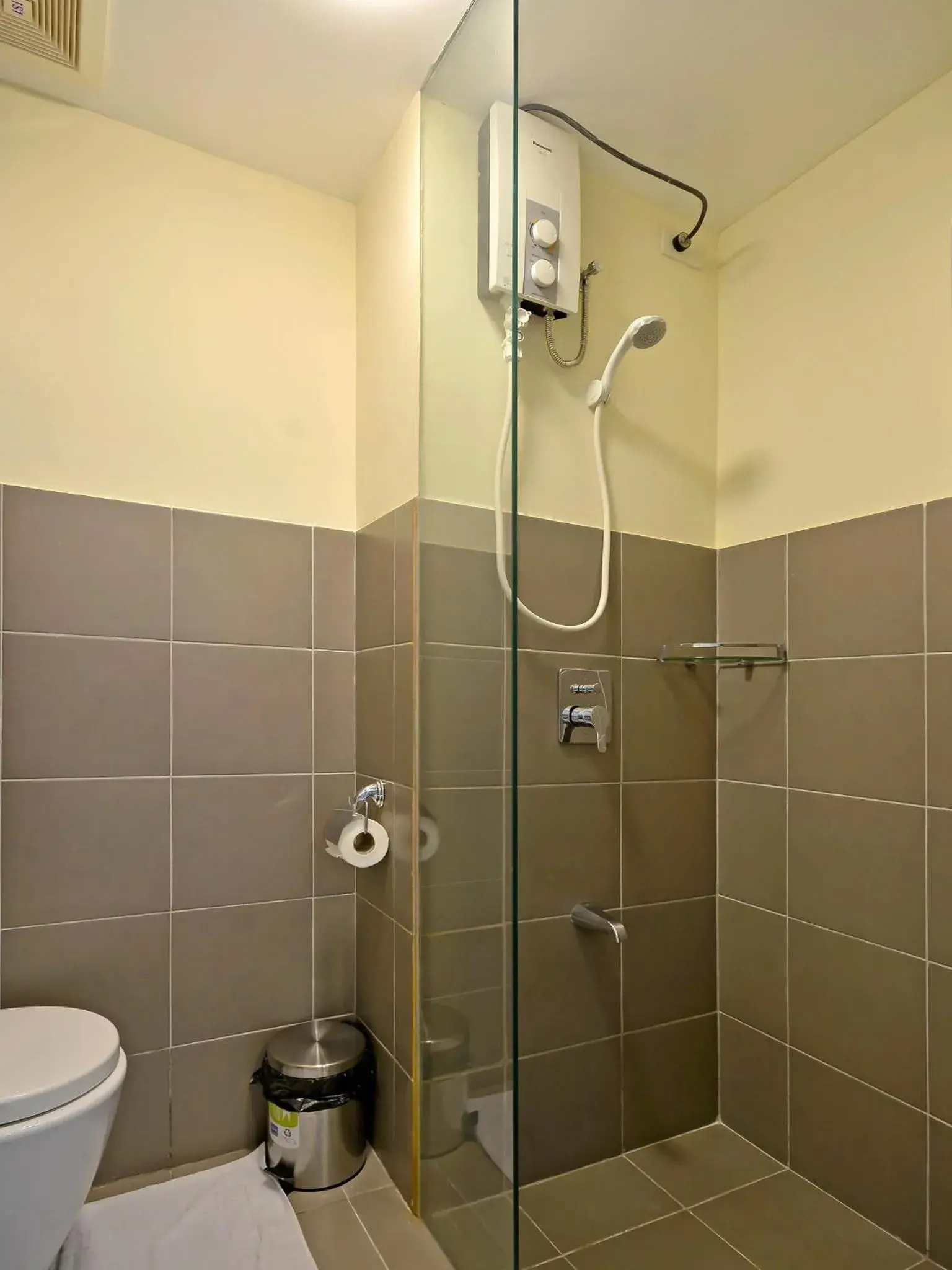 Bathroom in Currency Serviced Suites