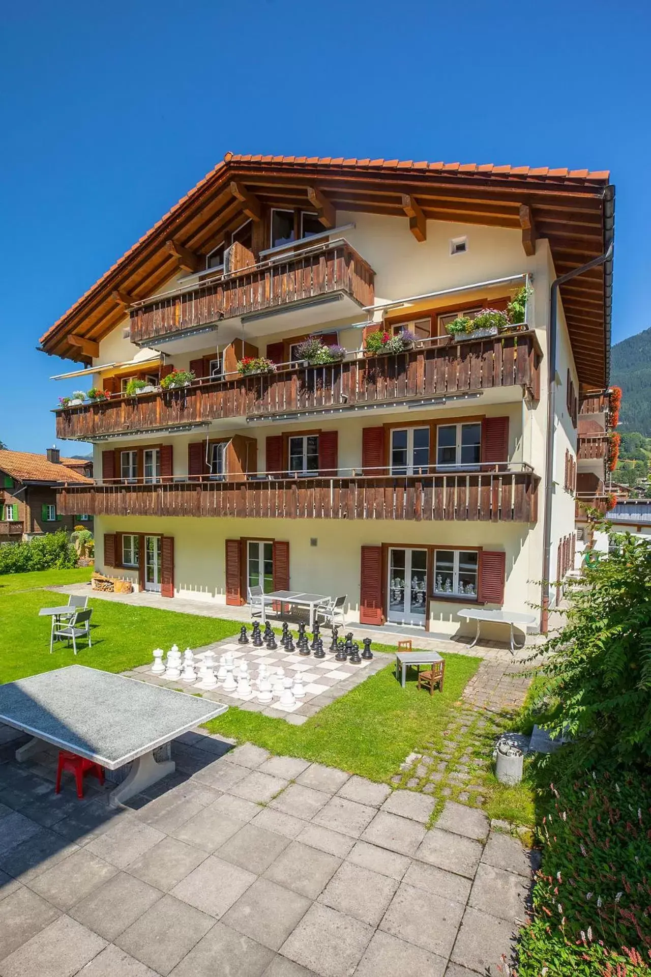 Garden view, Property Building in Sport-Lodge Klosters