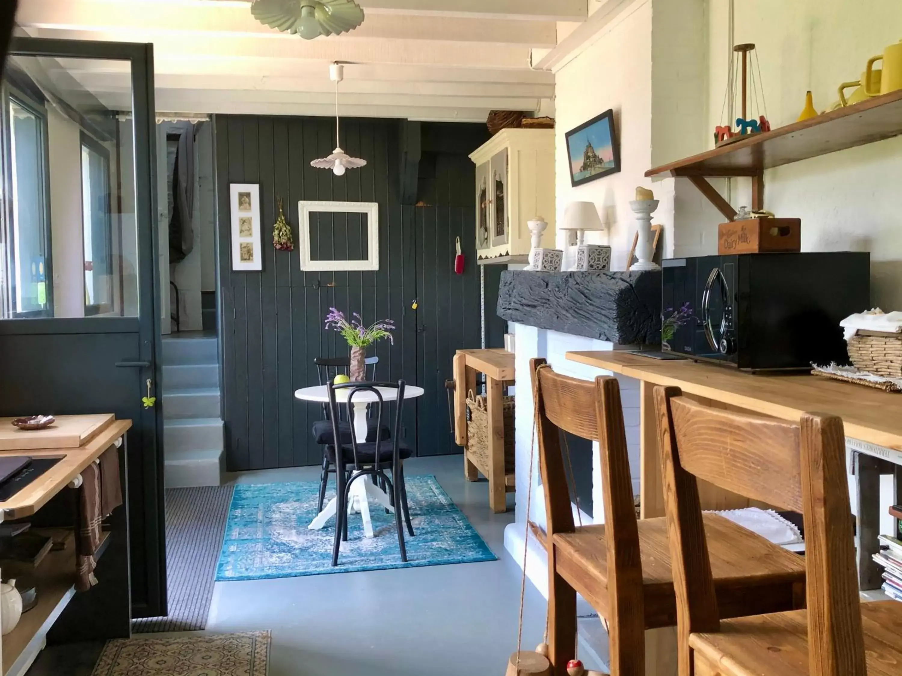 Dining area, Restaurant/Places to Eat in Le grenier du jardin