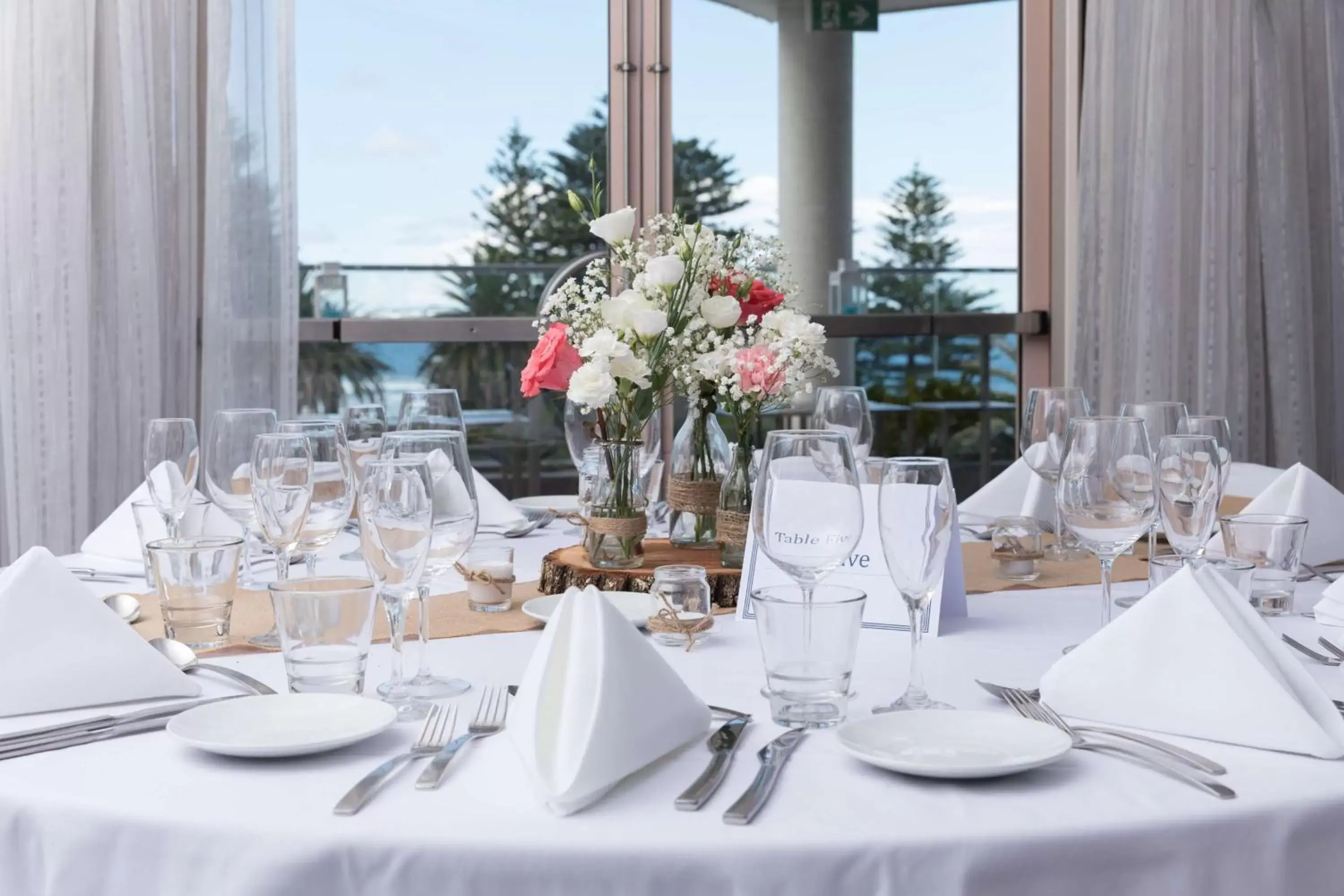 Other, Restaurant/Places to Eat in Rydges Cronulla Beachside