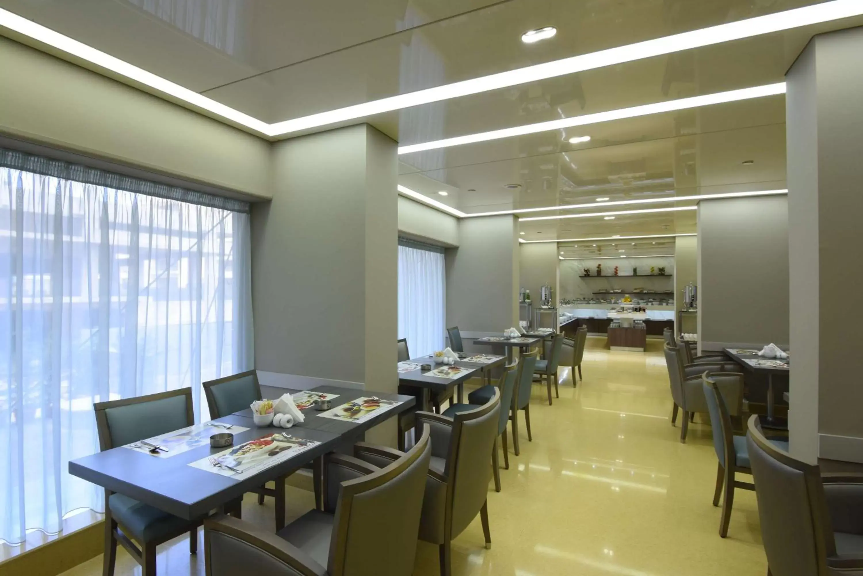 Restaurant/places to eat in Ramada by Wyndham Downtown Beirut Restaurant/places to eat in Ramada by Wyndham Downtown Beirut