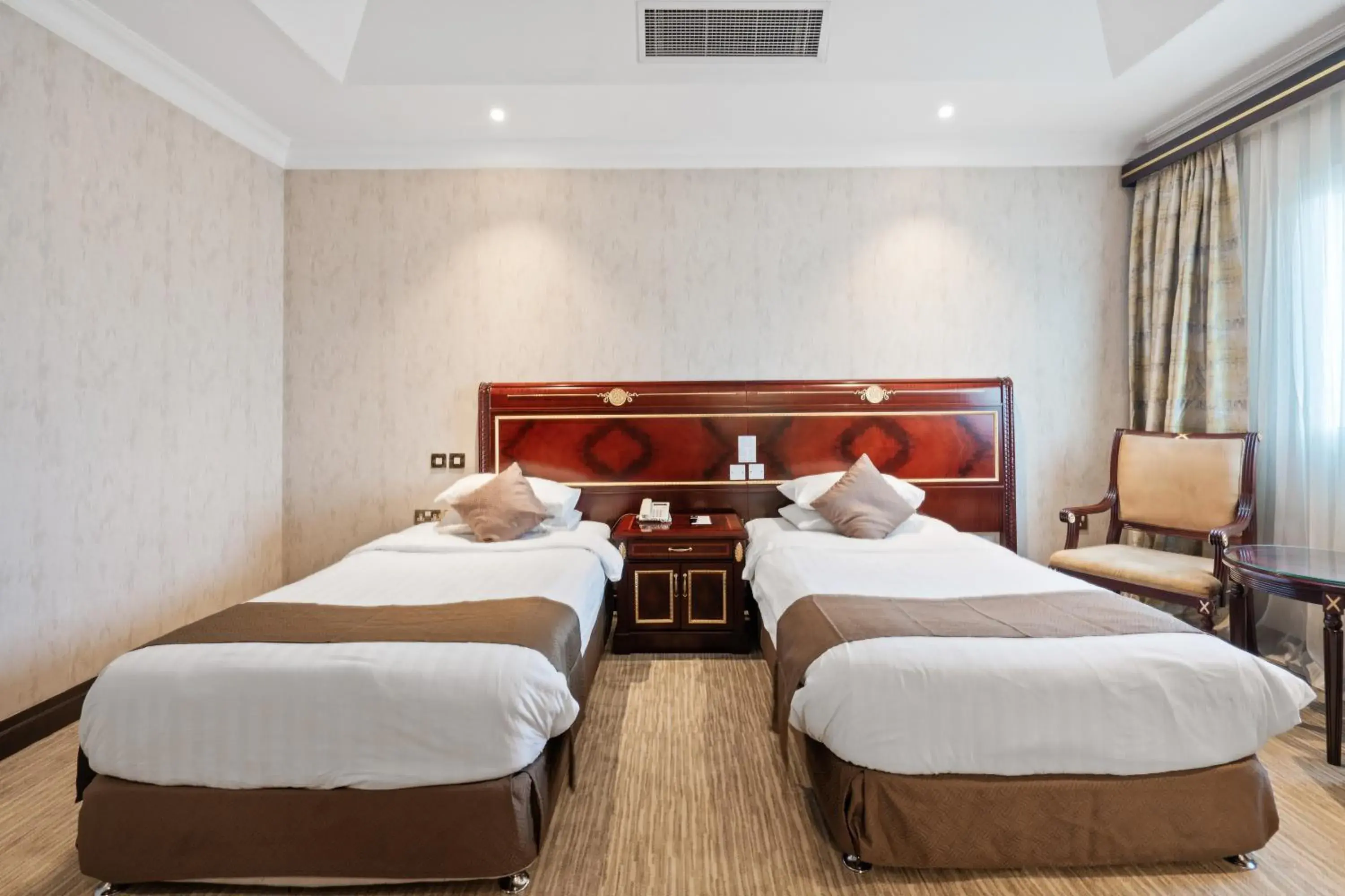 Bedroom, Bed in Chairmen Hotel