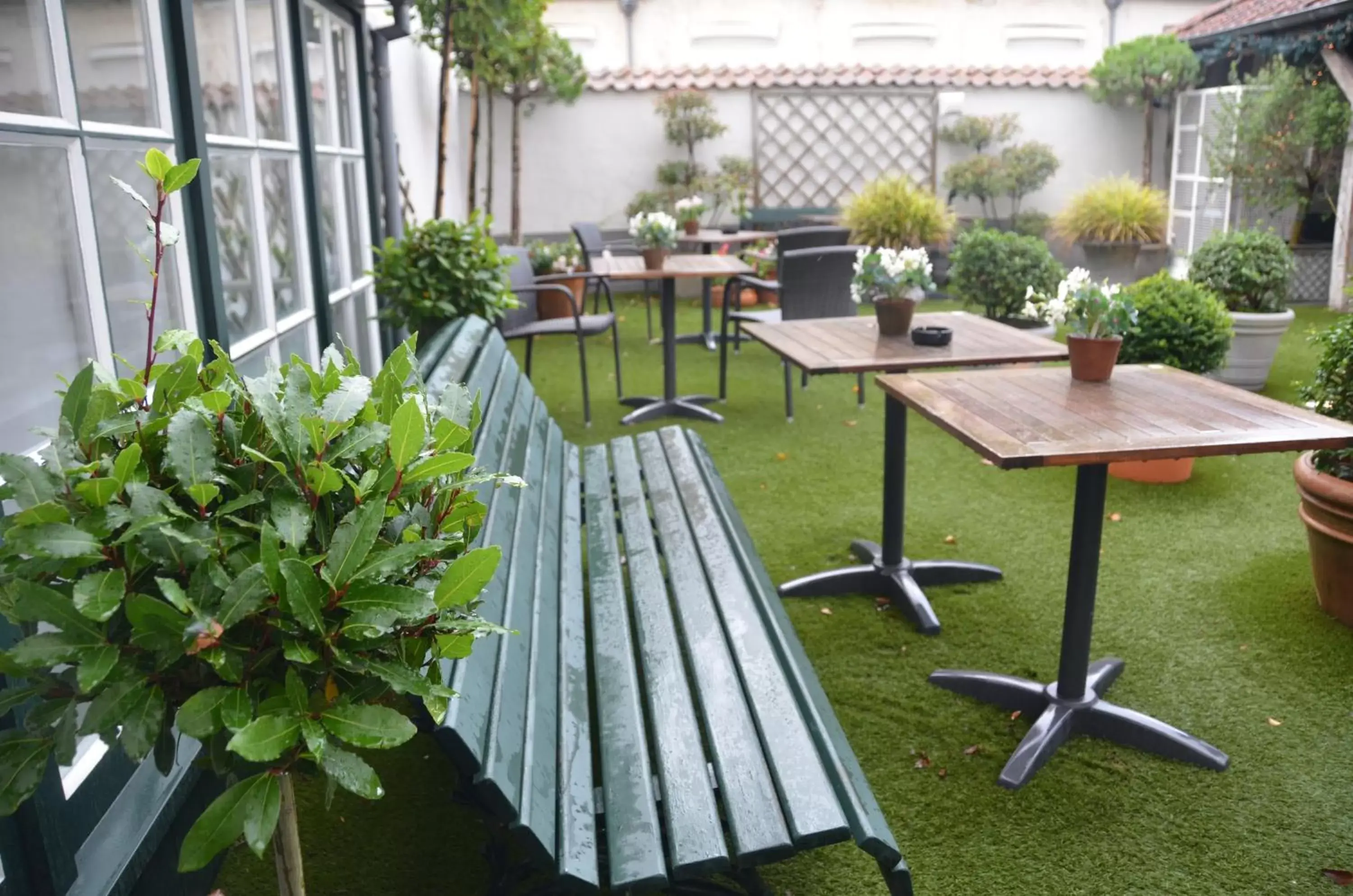 Garden in Hotel Ter Brughe by CW Hotel Collection
