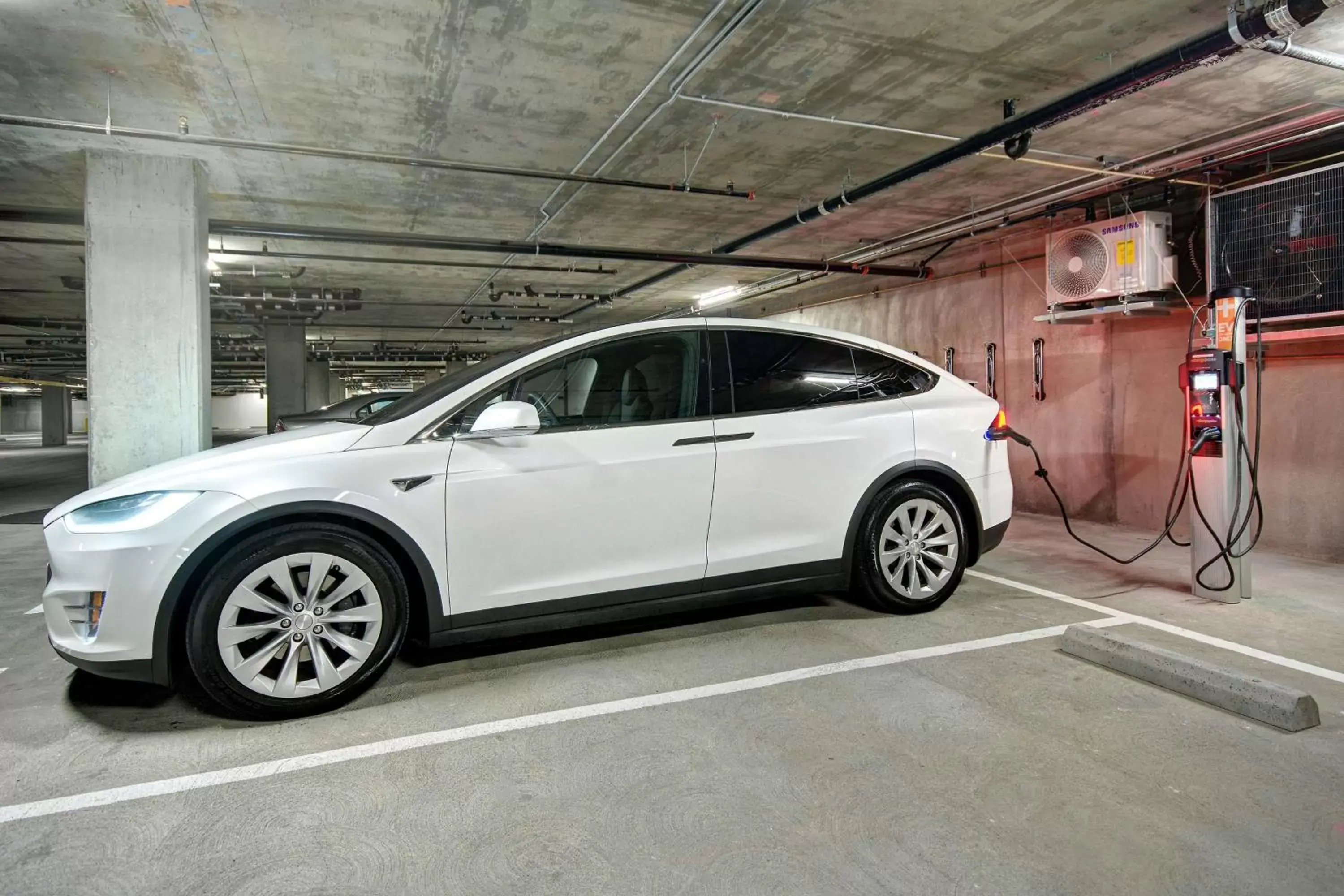 Property building in Hampton Inn & Suites Sunnyvale-Silicon Valley, Ca Property building in Hampton Inn & Suites Sunnyvale-Silicon Valley, Ca