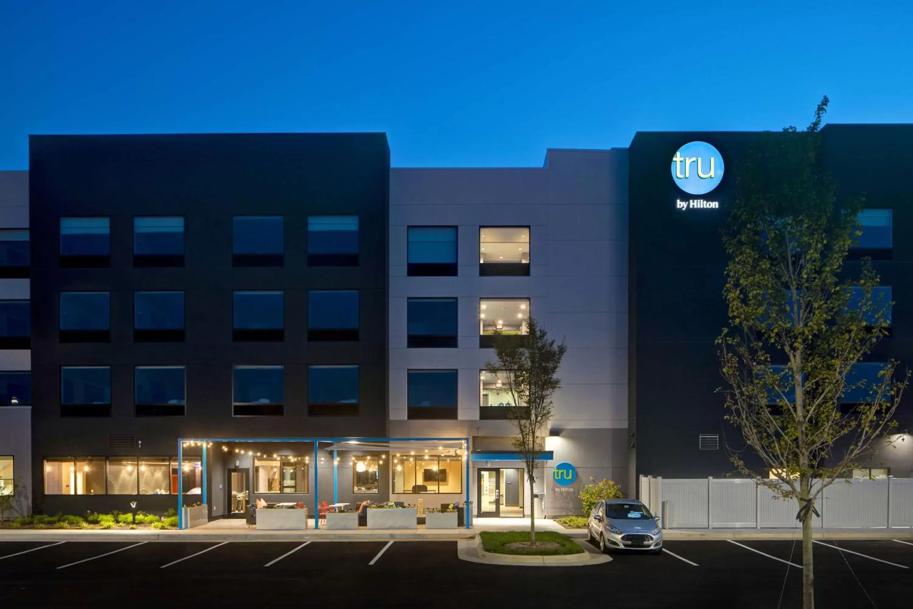 Property building in Tru By Hilton Manassas, Va Property building in Tru By Hilton Manassas, Va