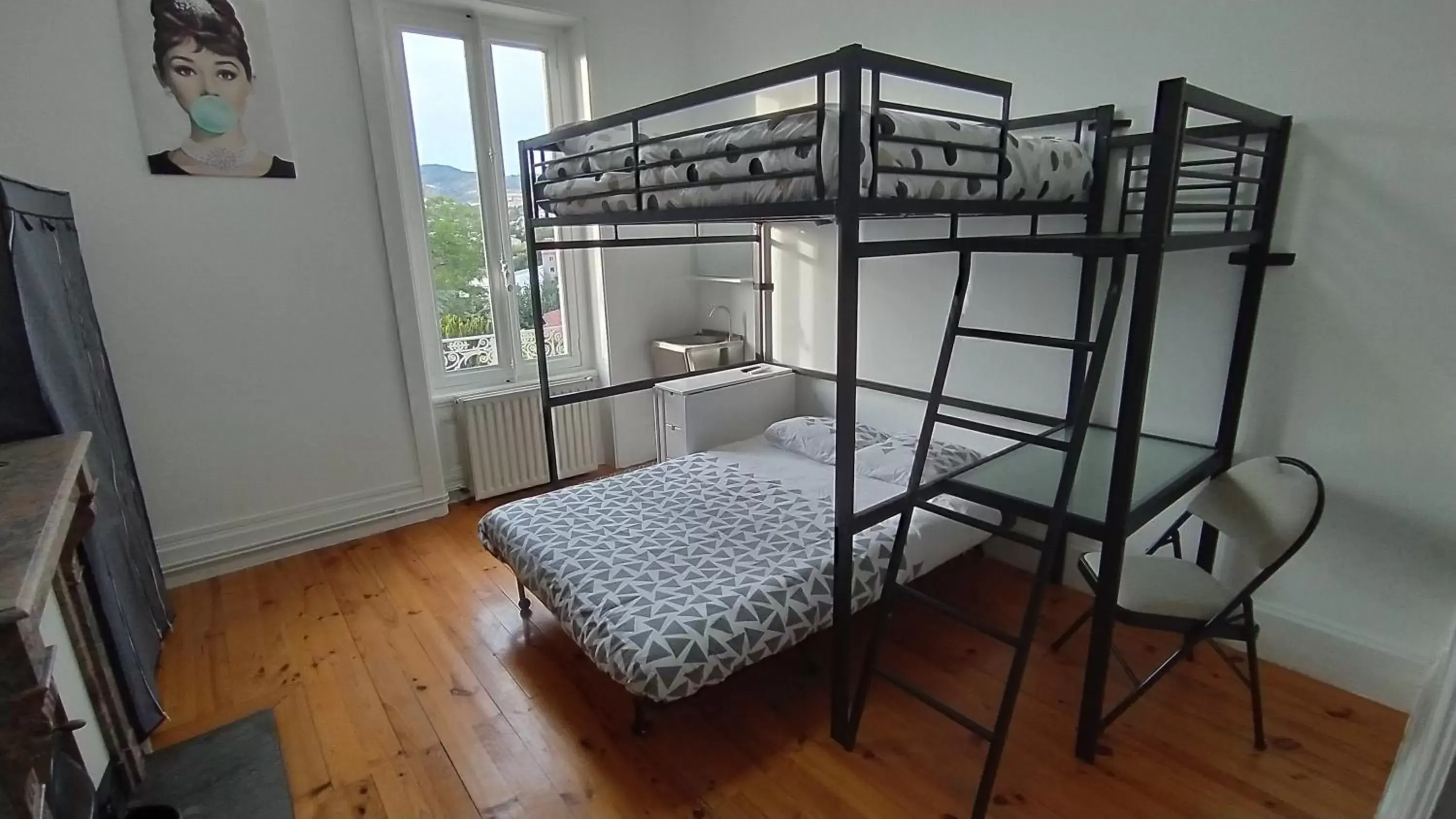 Bunk Bed in La Batisse de Saint-Chamond ( chambres )