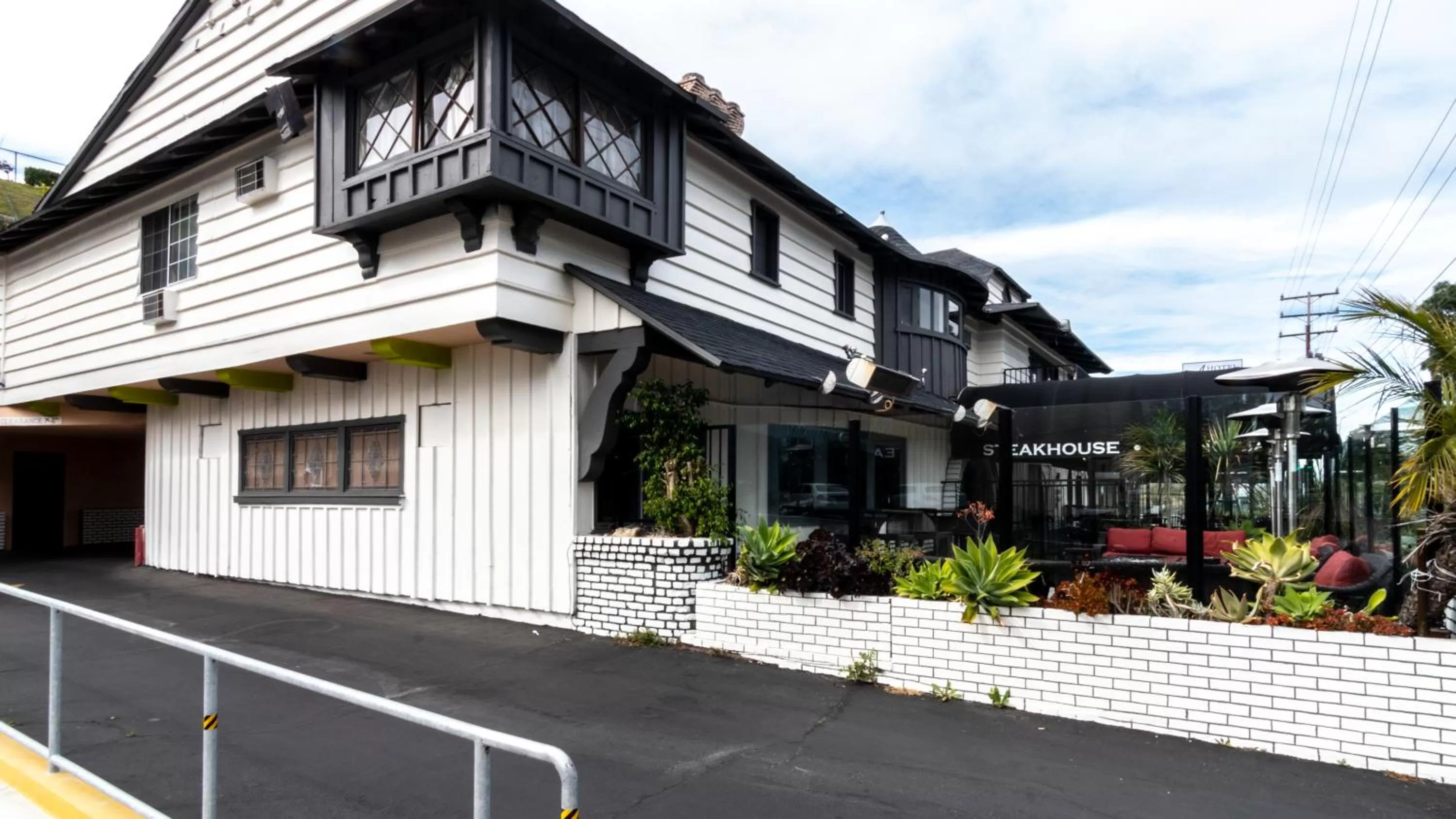 Restaurant/places to eat in Americas Best Value Inn Rancho Palos Verdes