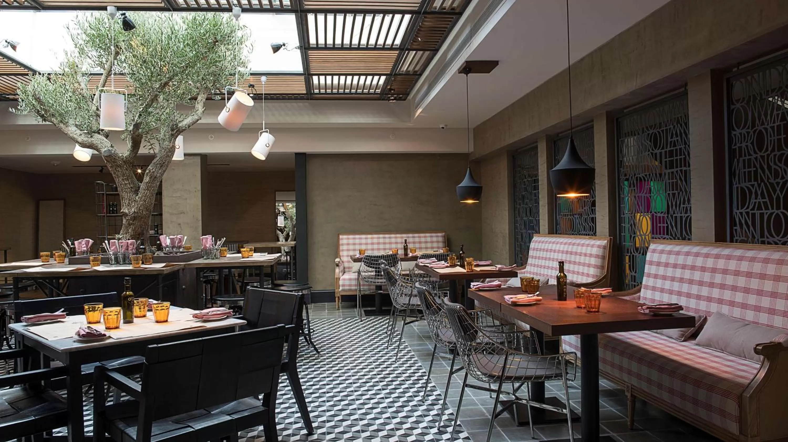 Restaurant/places to eat in Hyatt Centric Montevideo