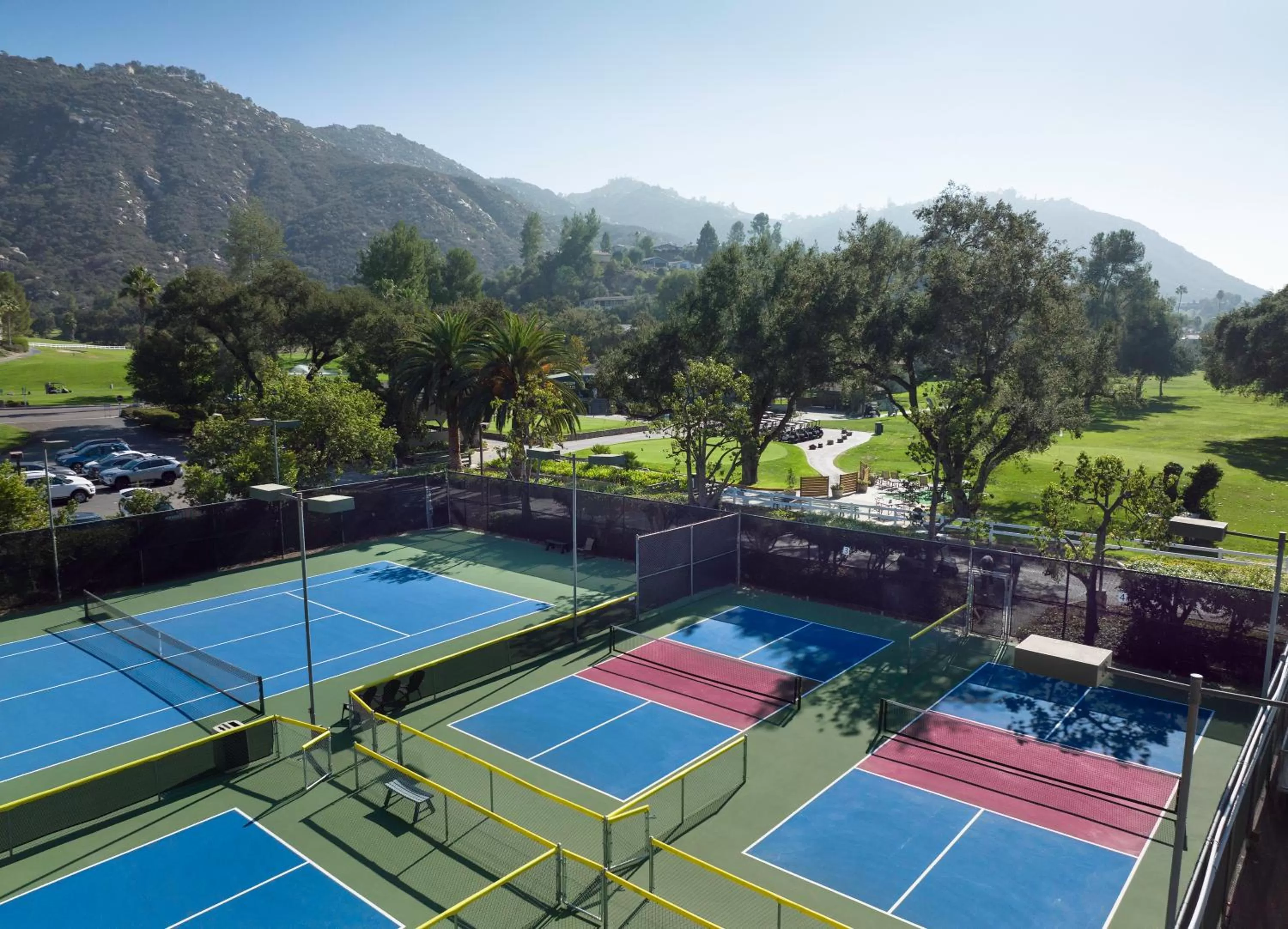 Tennis court in Hyatt Vacation Club at the Welk, San Diego
