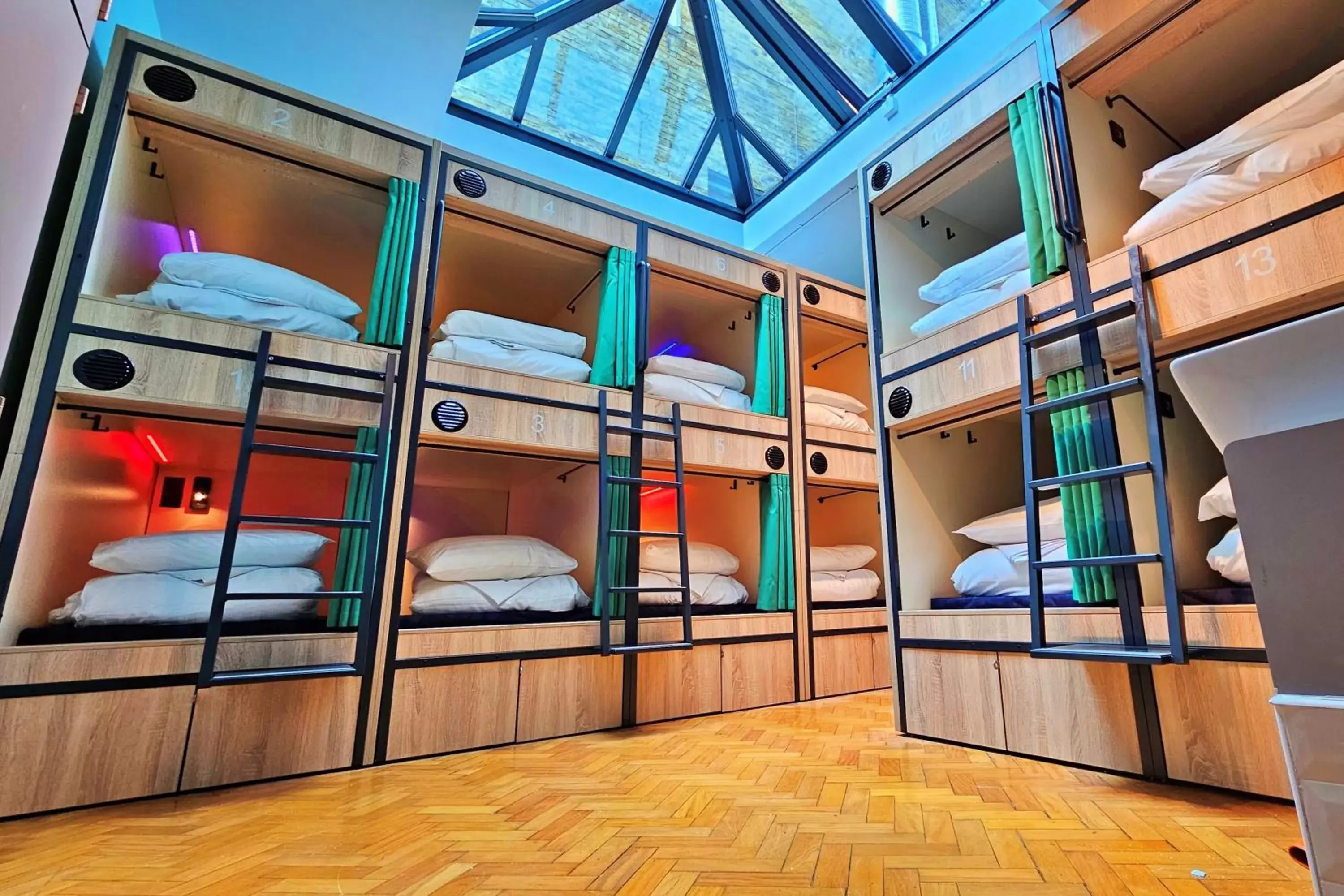 Photo of the whole room, Bunk Bed in Clink261 Hostel