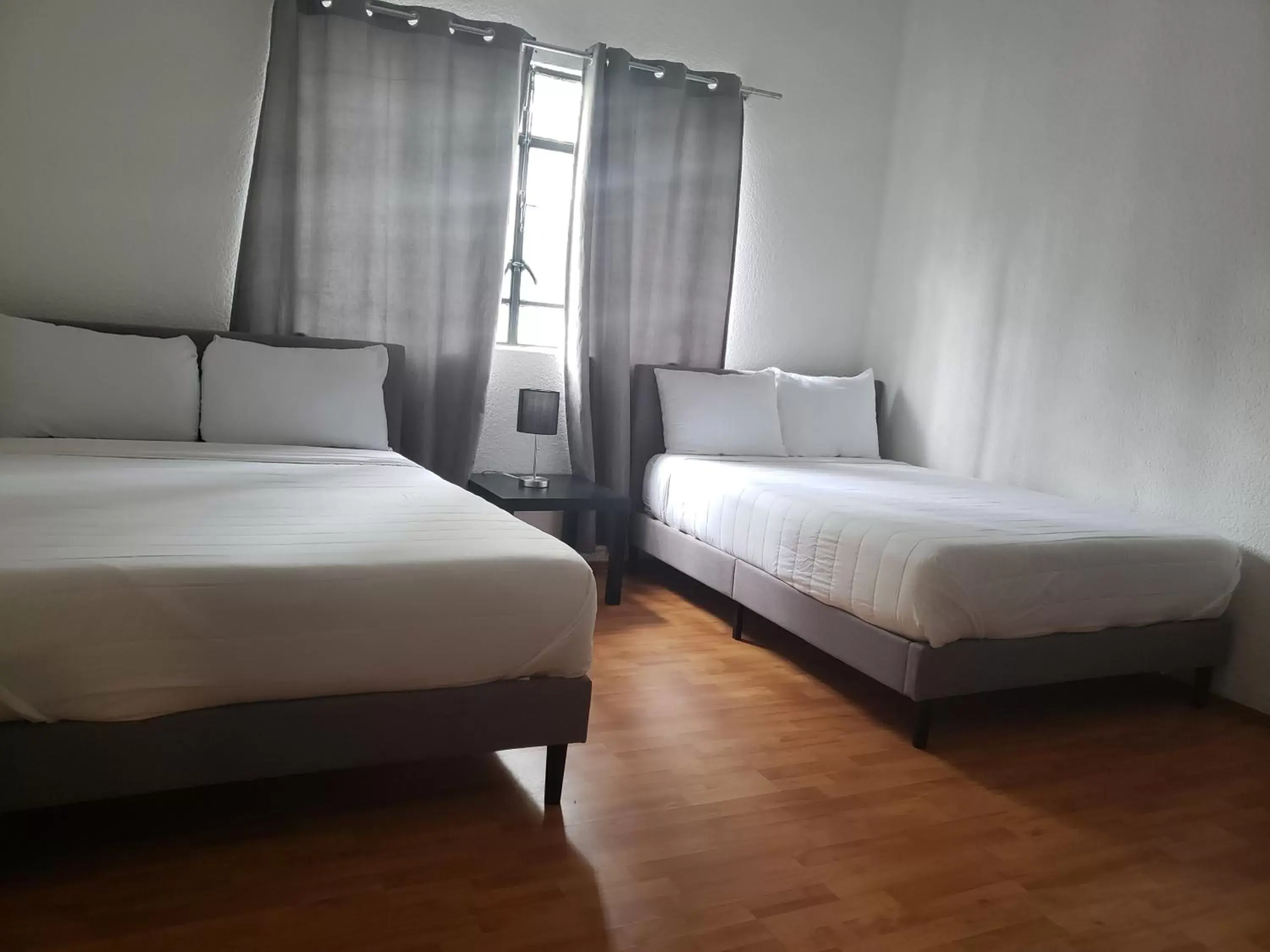 Bedroom, Bed in Hotel Singular Antara
