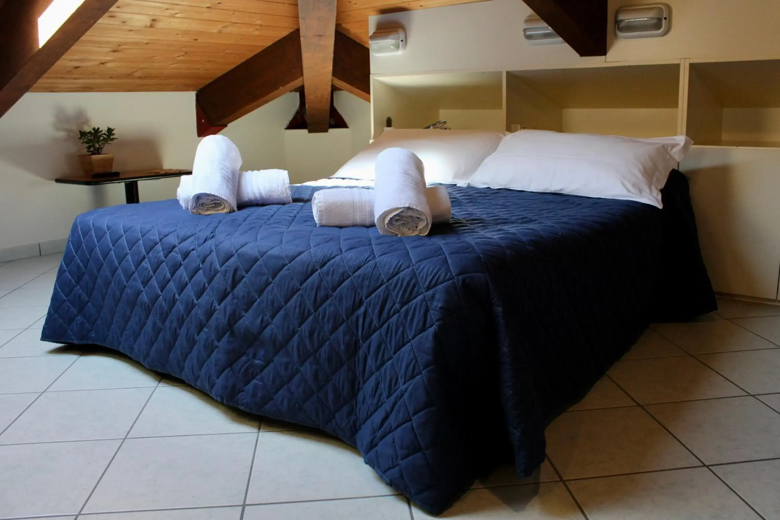 Bed in Hotel Adigrat Riccione con Ristorante