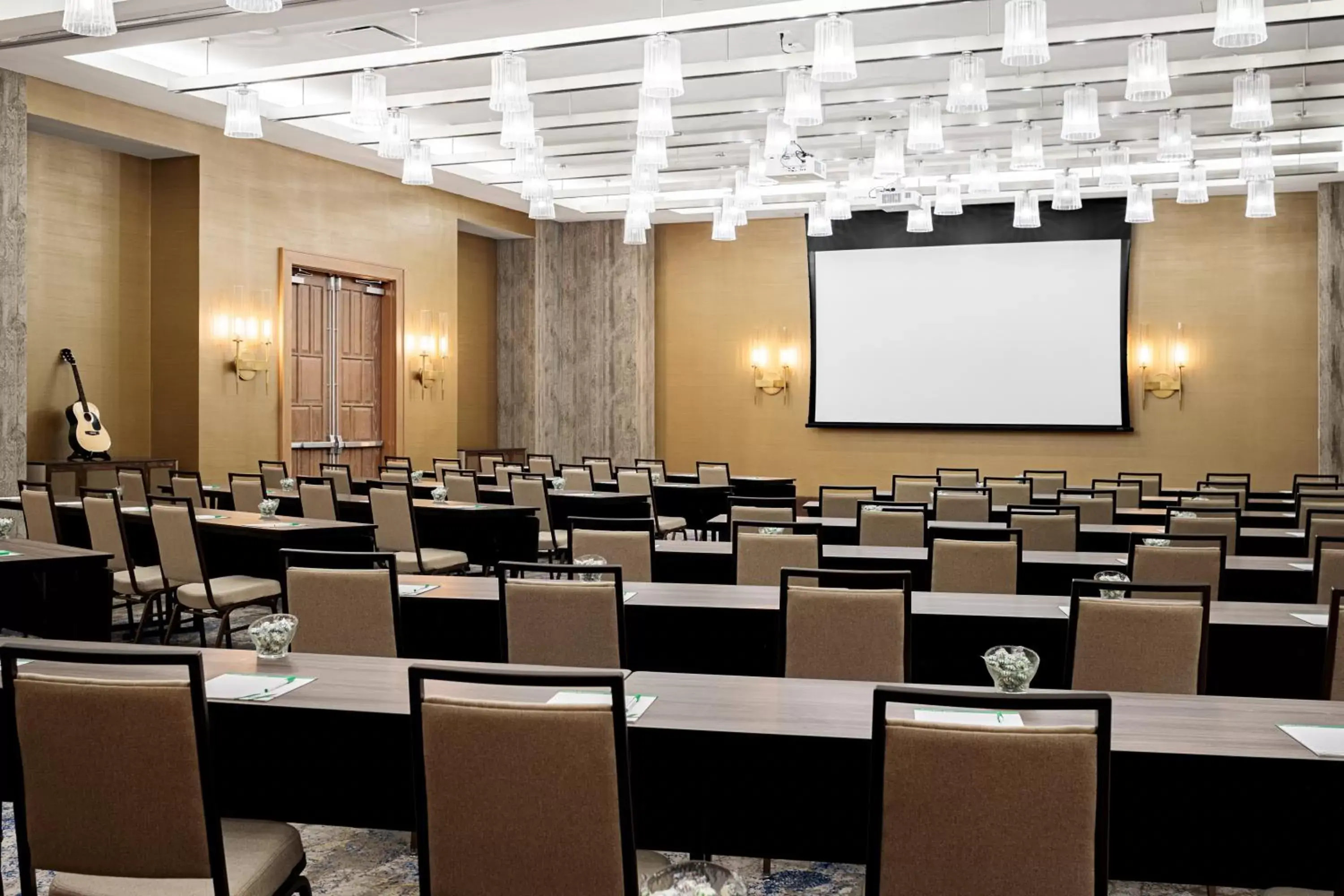 Meeting/conference room in Holiday Inn & Suites Nashville Downtown Broadway