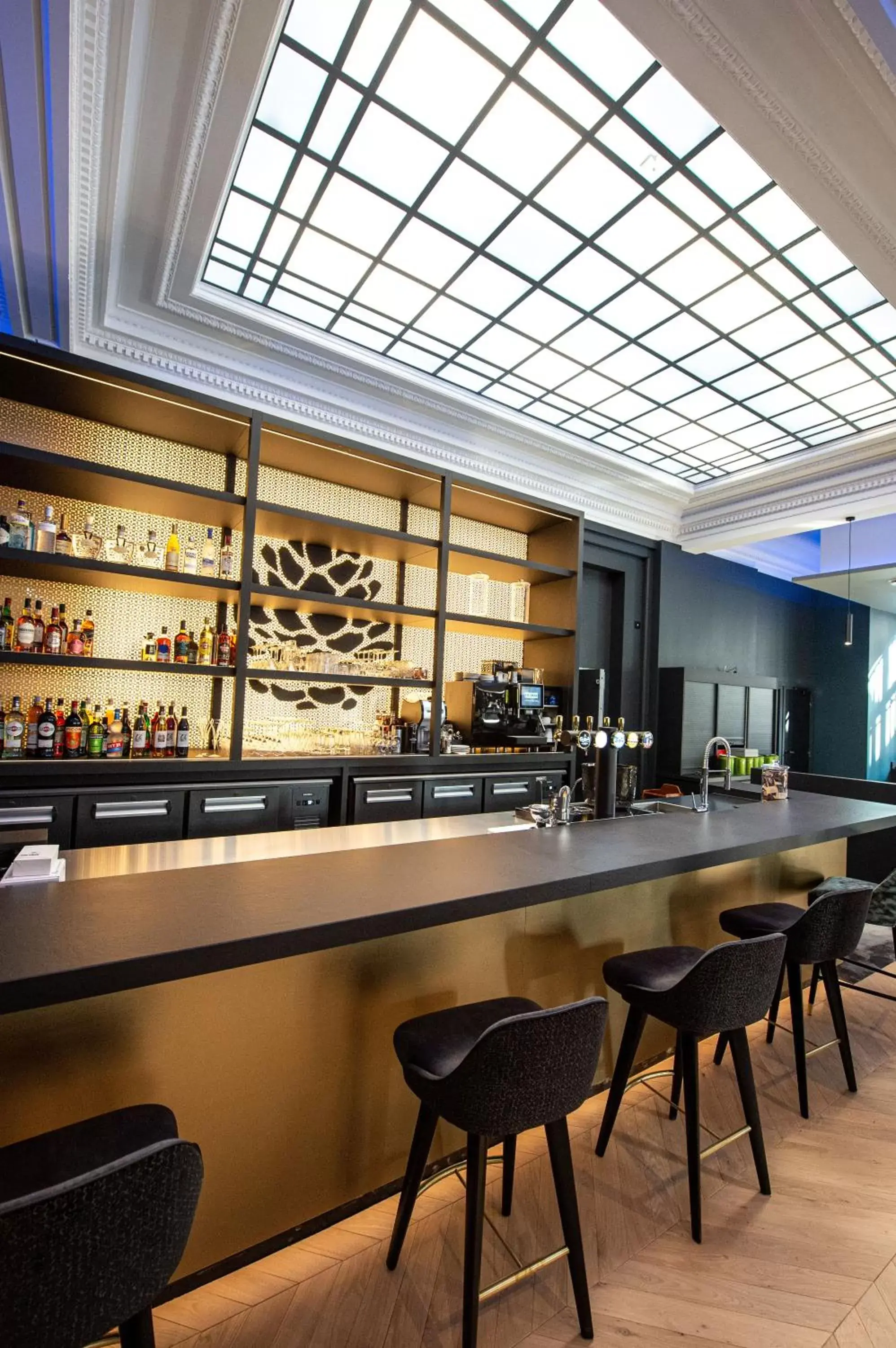 Lounge or bar, Lounge/Bar in Best Western Premier Le Chapitre Hotel and Spa