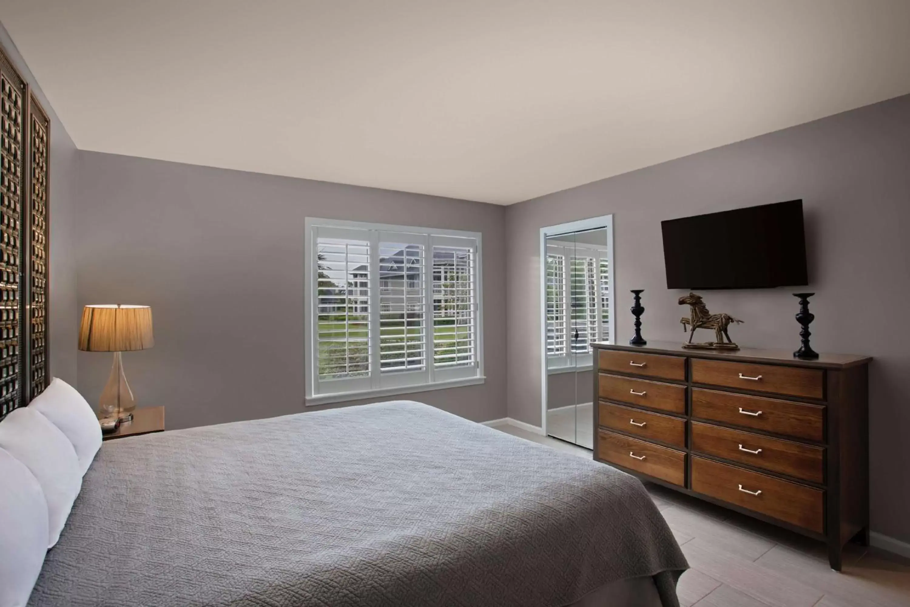 Bedroom, Bed in Kingston Plantation Condos