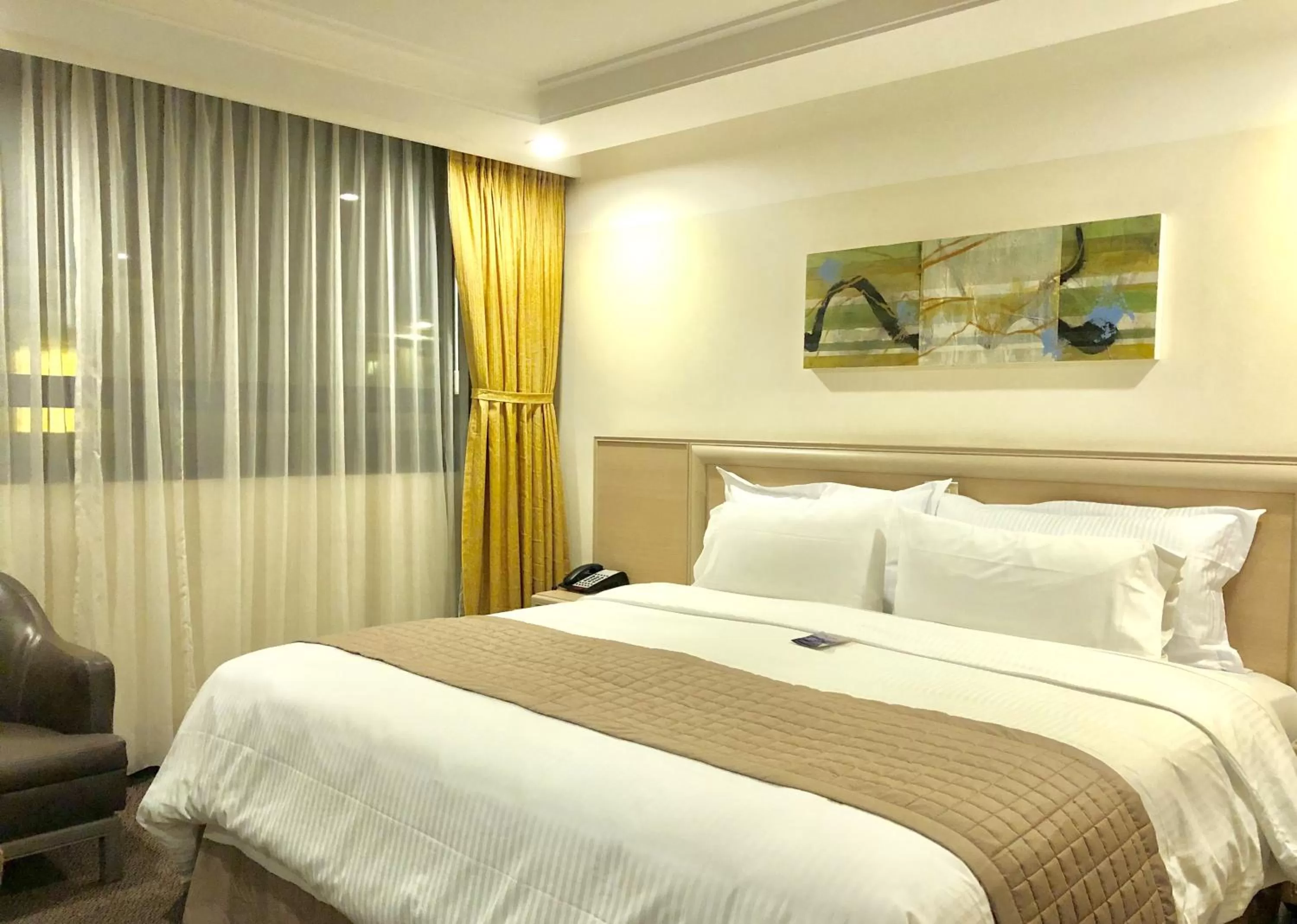 Photo of the whole room, Bed in Hotel Marbella