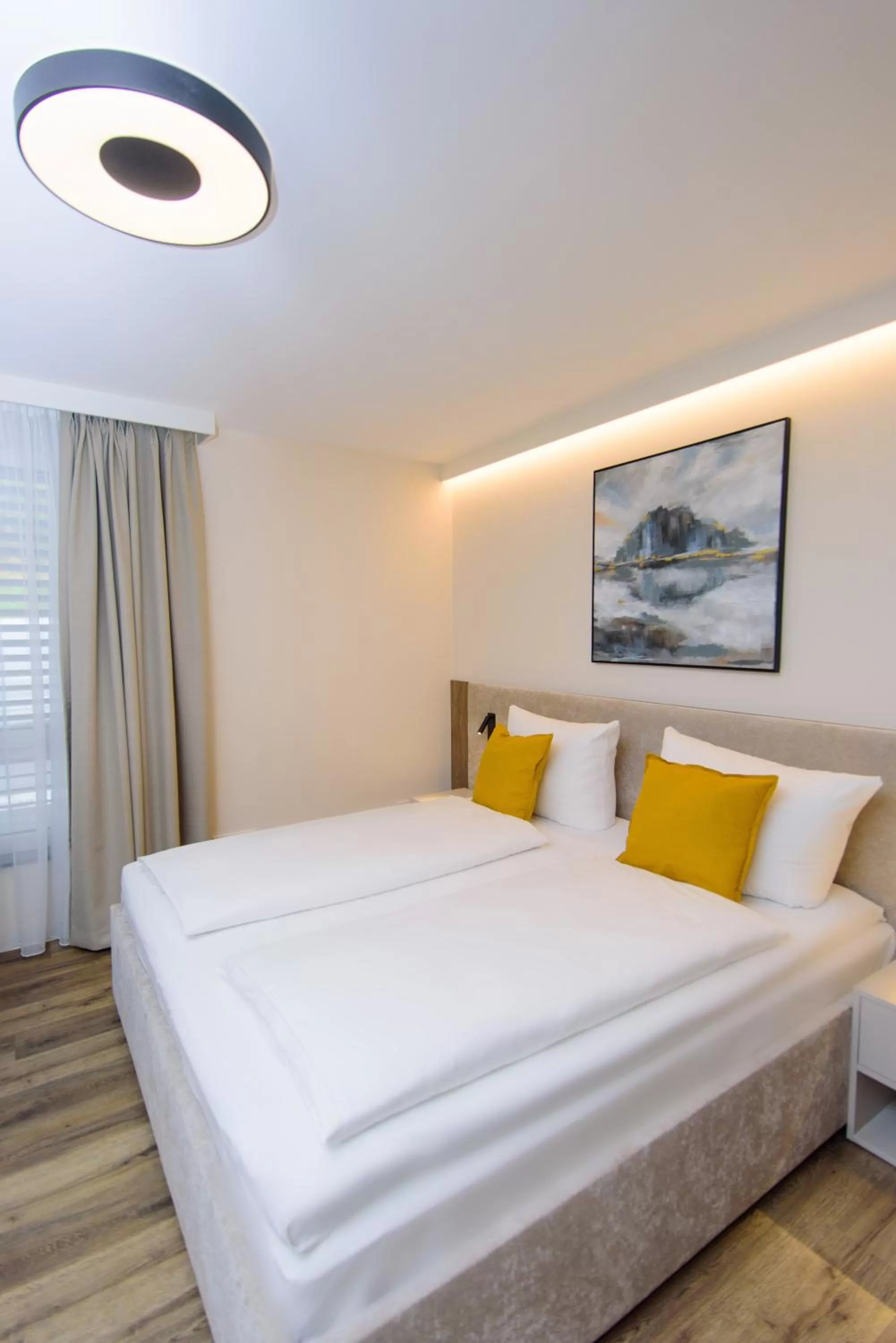 Bedroom, Bed in Hotel TwentyFour Living