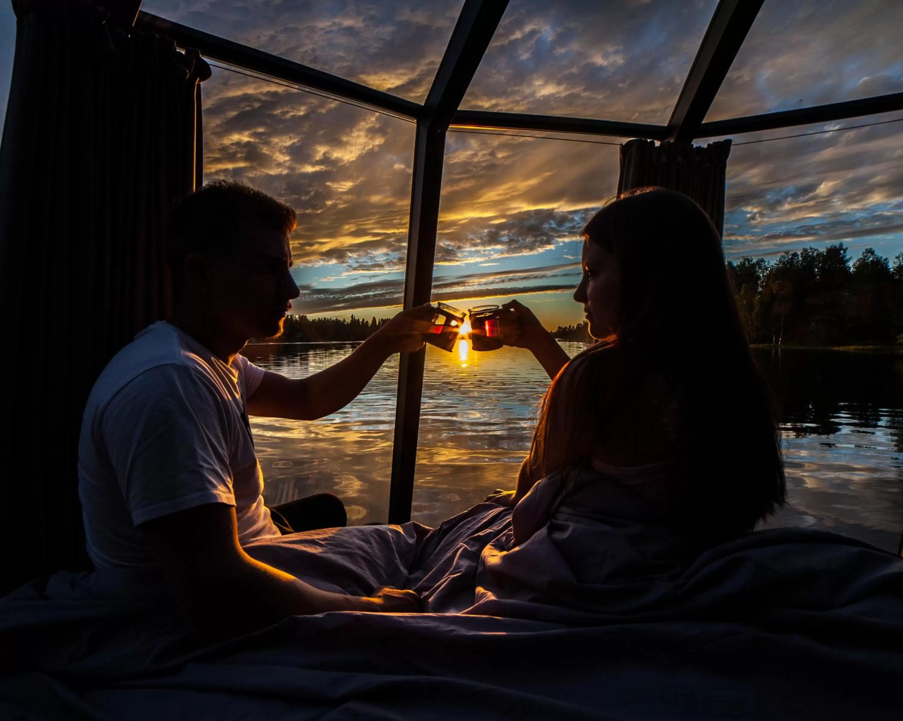 Drinks in Peace & Quiet Hotel